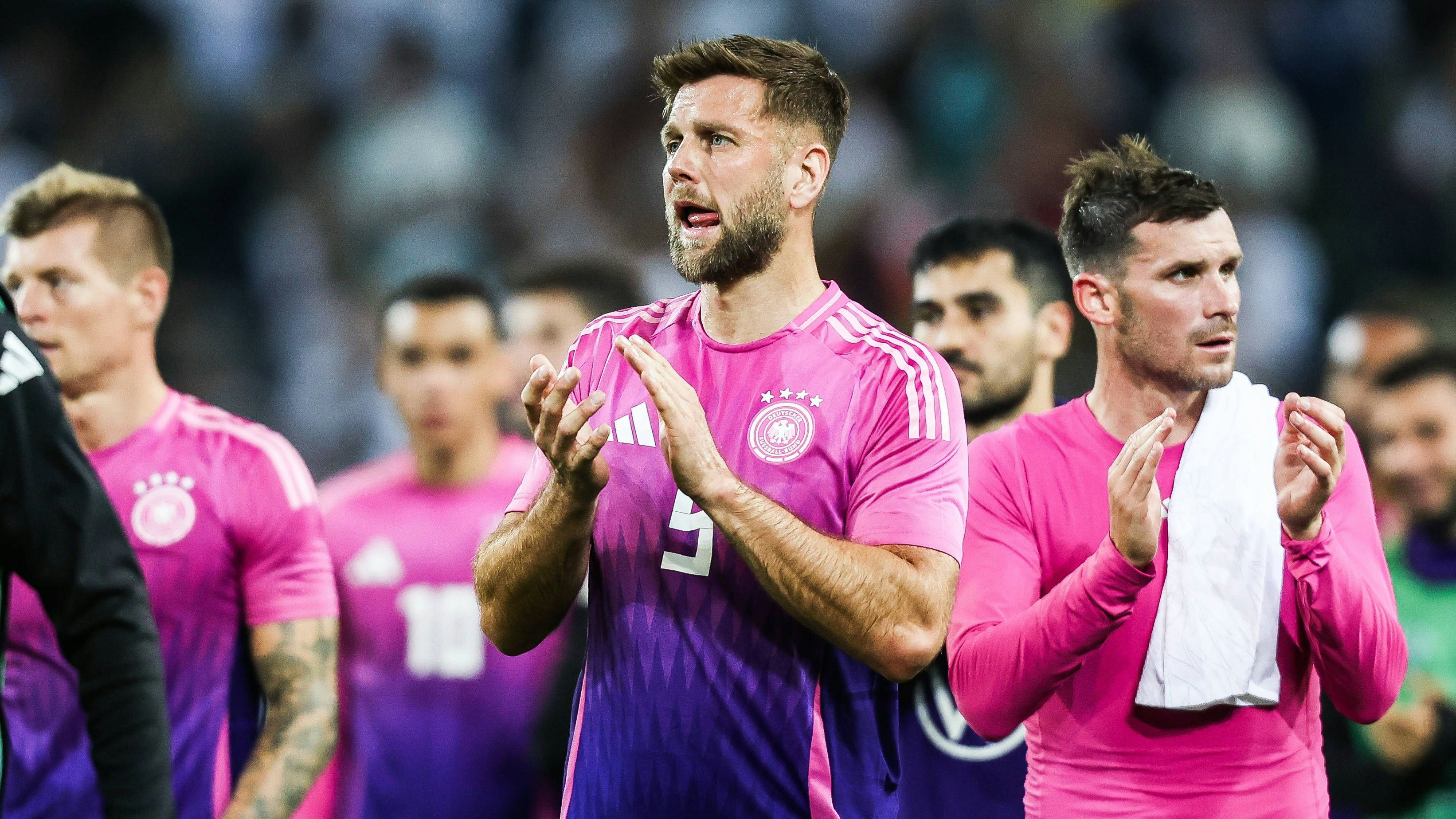 Niclas Füllkrug nach dem späten 2:1 Sieg der deutschen Nationalmannschaft gegen Griechenland. 