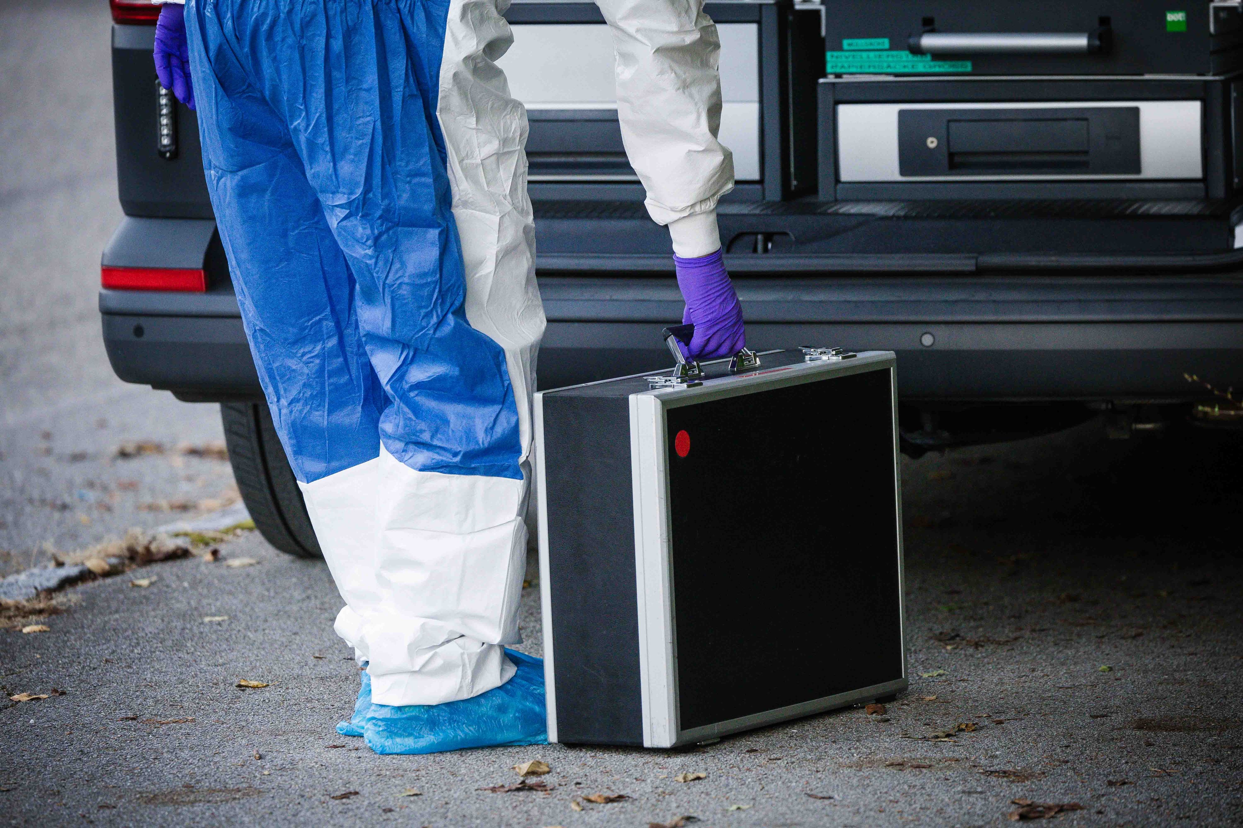 Der tatverdächtige Sohn beteuert weiterhin seine Unschuld. (Symbolbild)