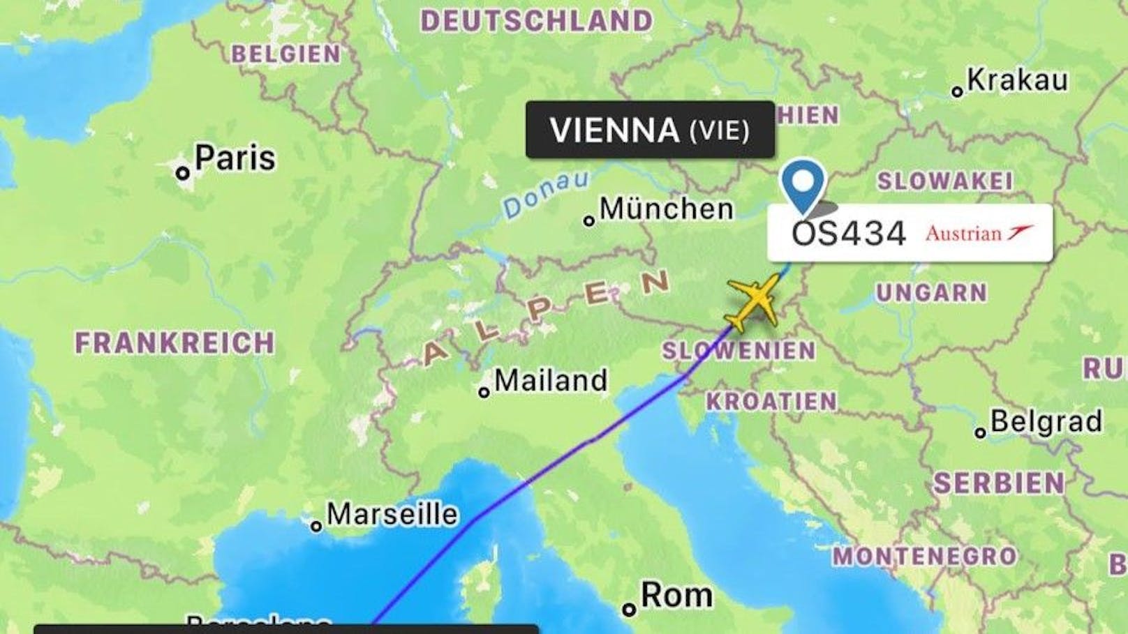 Kurz nach 17 Uhr befindet sich der Flieger bereits in Österreich.