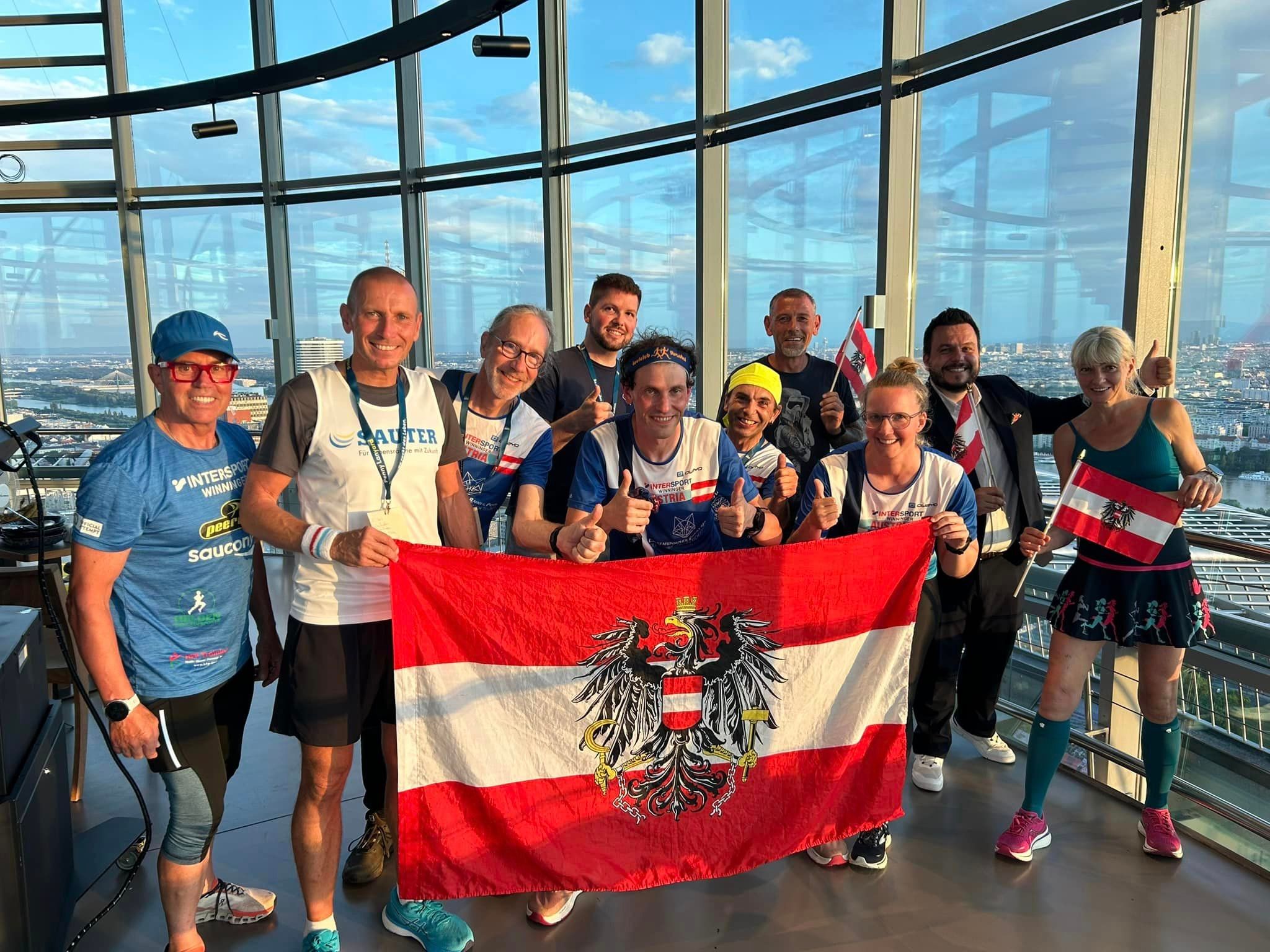 Nach dem geglückten Weltrekordversuch gab es einen tollen Schnappschuss.