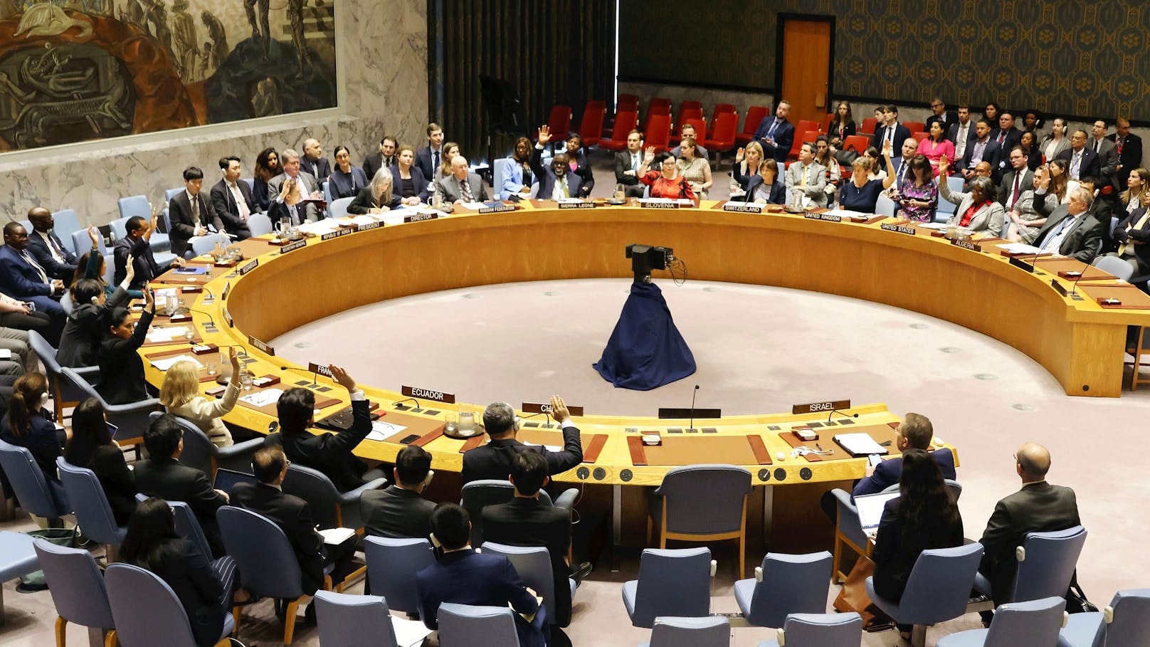 UN-Sicherheitsrat unterstützt Plan für Waffenruhe
