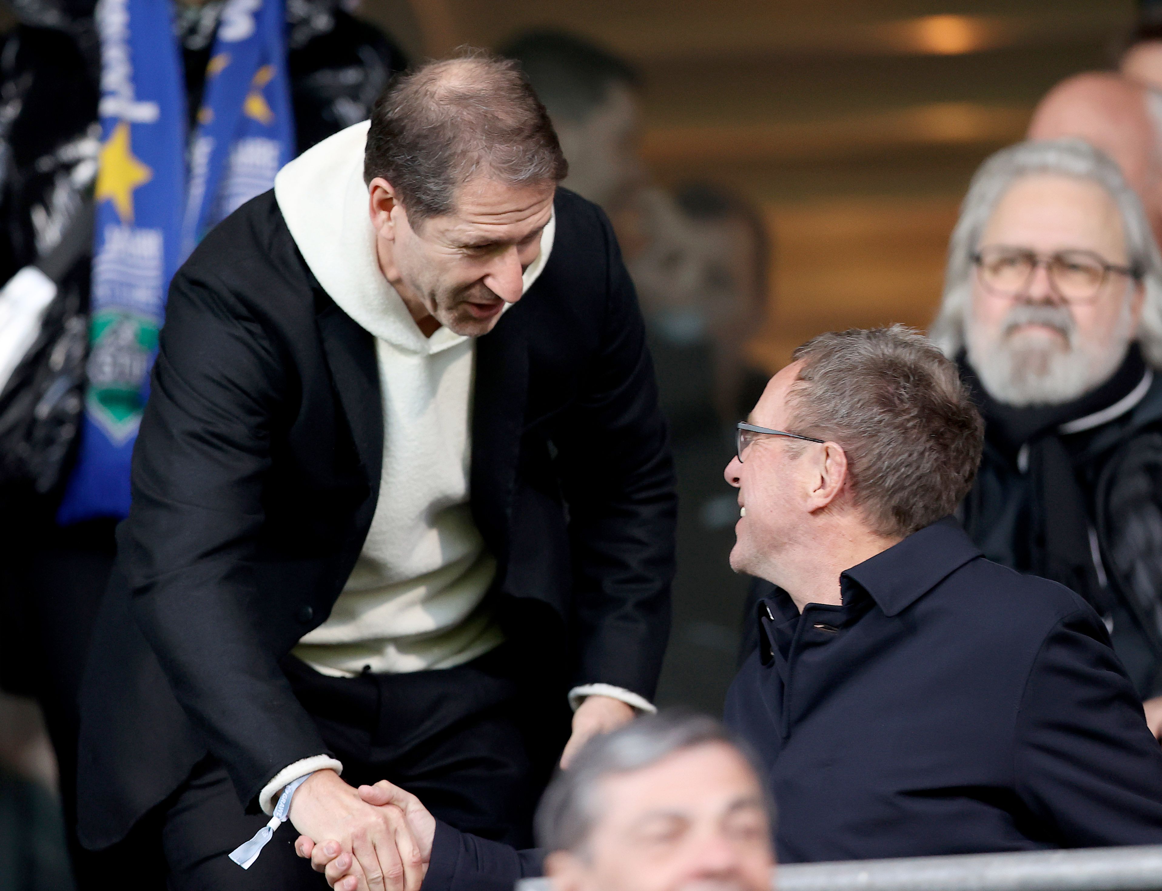 Der ehemalige Nationaltrainer Franco Foda und der aktive Teamchef Ralf Rangnick im Gespräch.