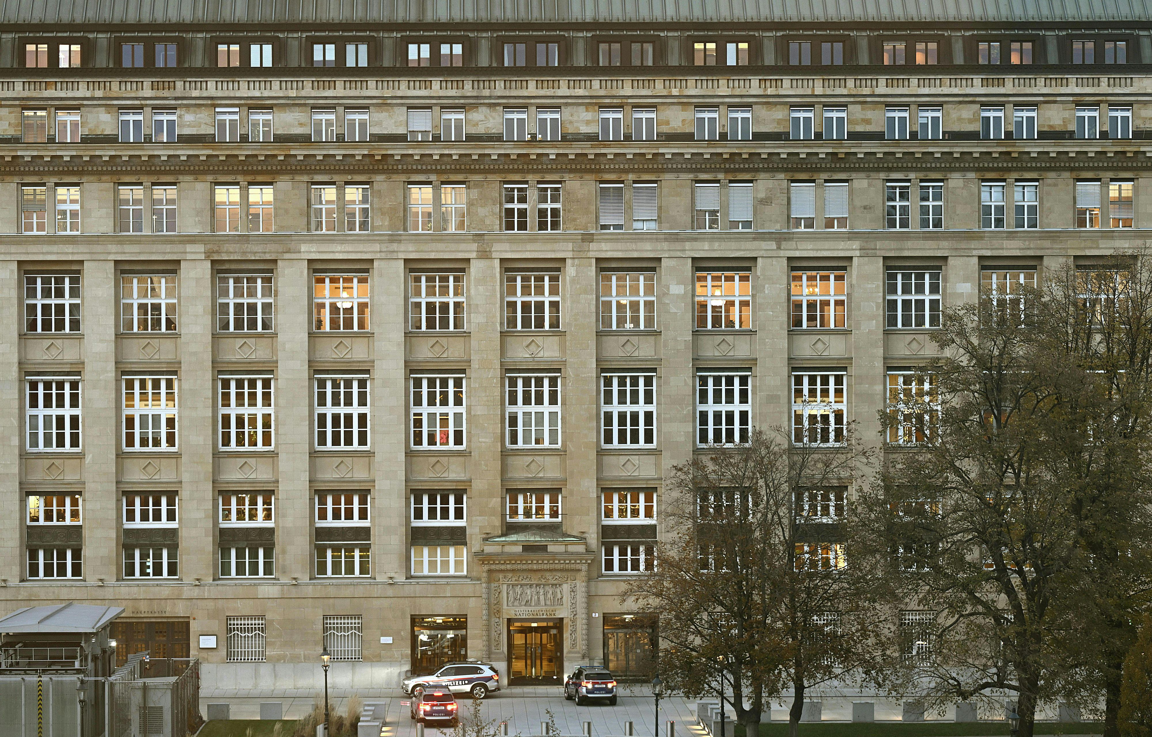 In der Chefetage der österreichischen Nationalbank kommt es zu einem Umbruch. 