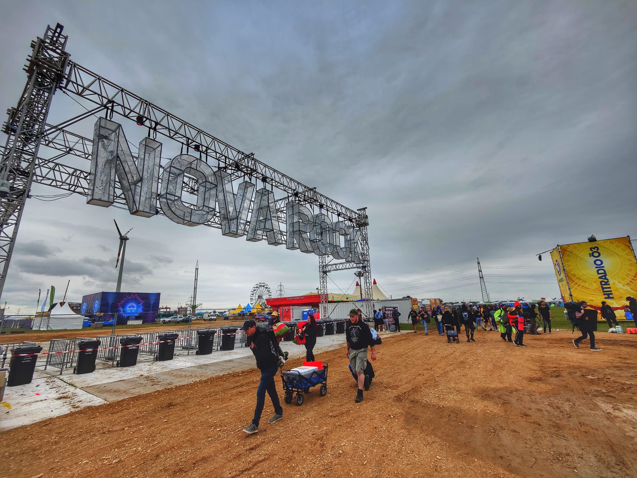 Es geht schon wieder los.