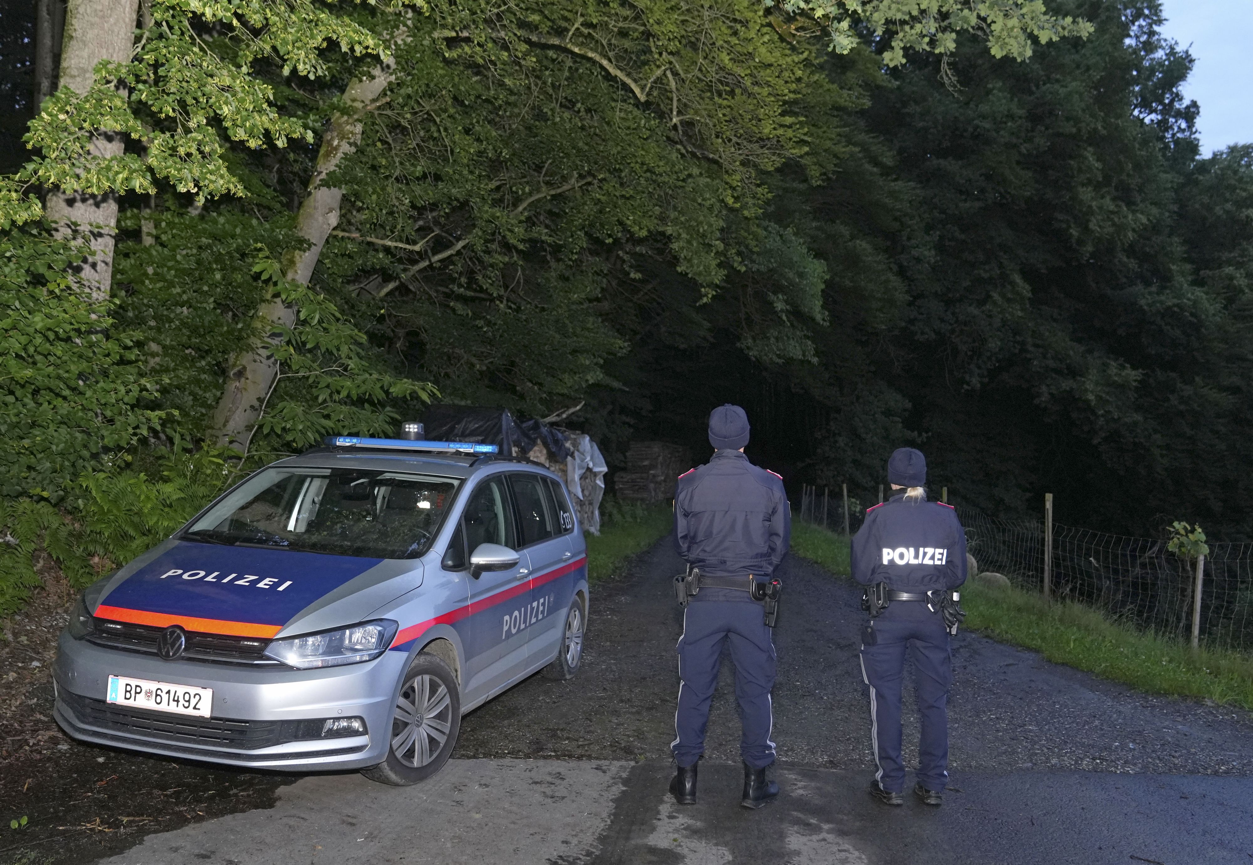 Ein Murenabgang in einem Wald in St. Marein bei Graz hat am Mittwoch ein Todesopfer unter Kindern gefordert.