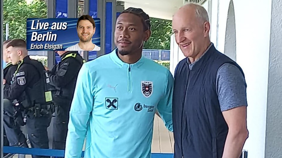 David Alaba mit Hockey-Ikone Ralph Krueger