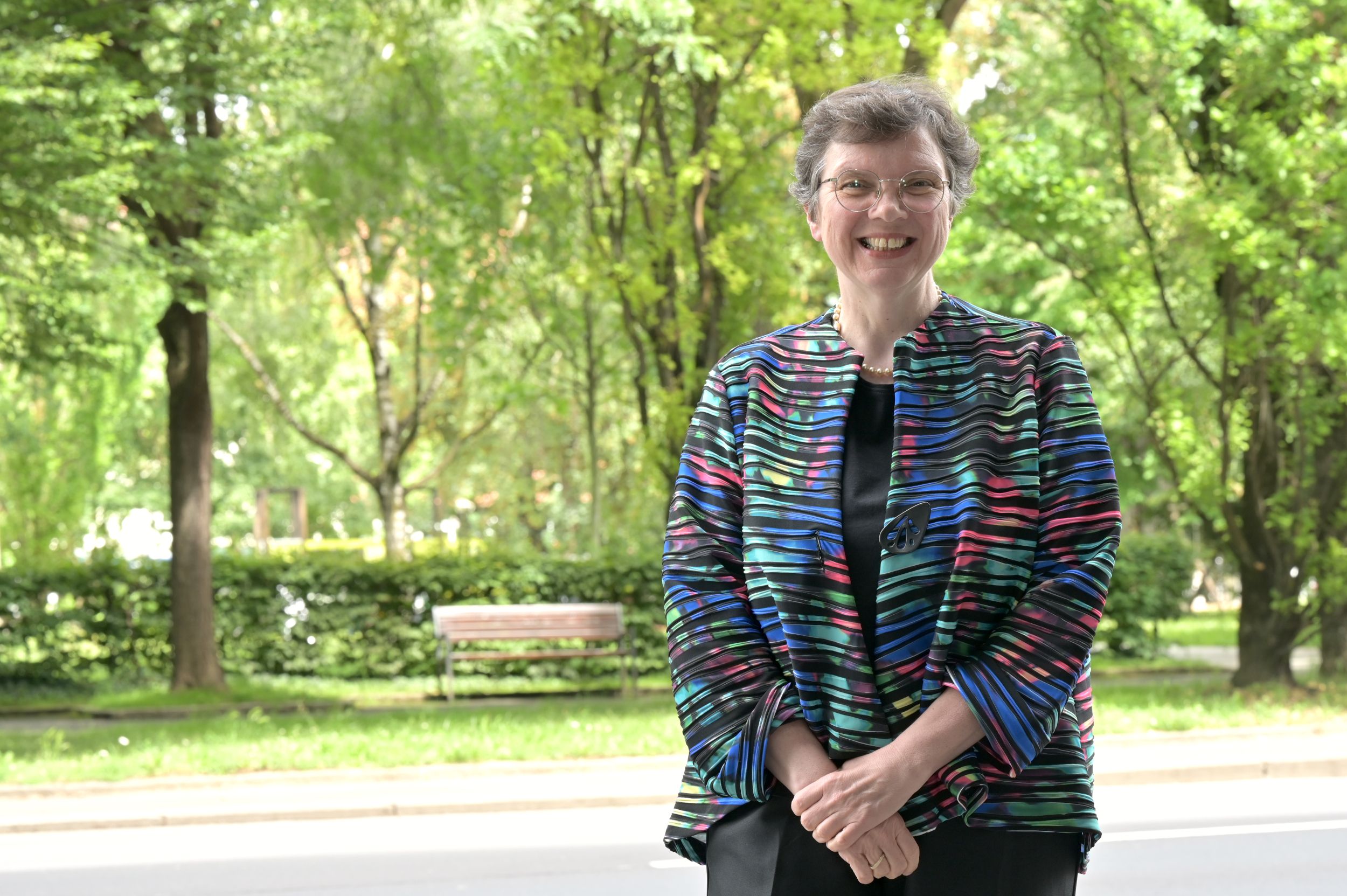 Börsen-Expertin Monika Rosen war 20 Jahre Chef-Analystin einer österreichischen Großbank und ist Vizepräsidentin der Österreichisch-Amerikanischen Gesellschaft. Sie hat auf 