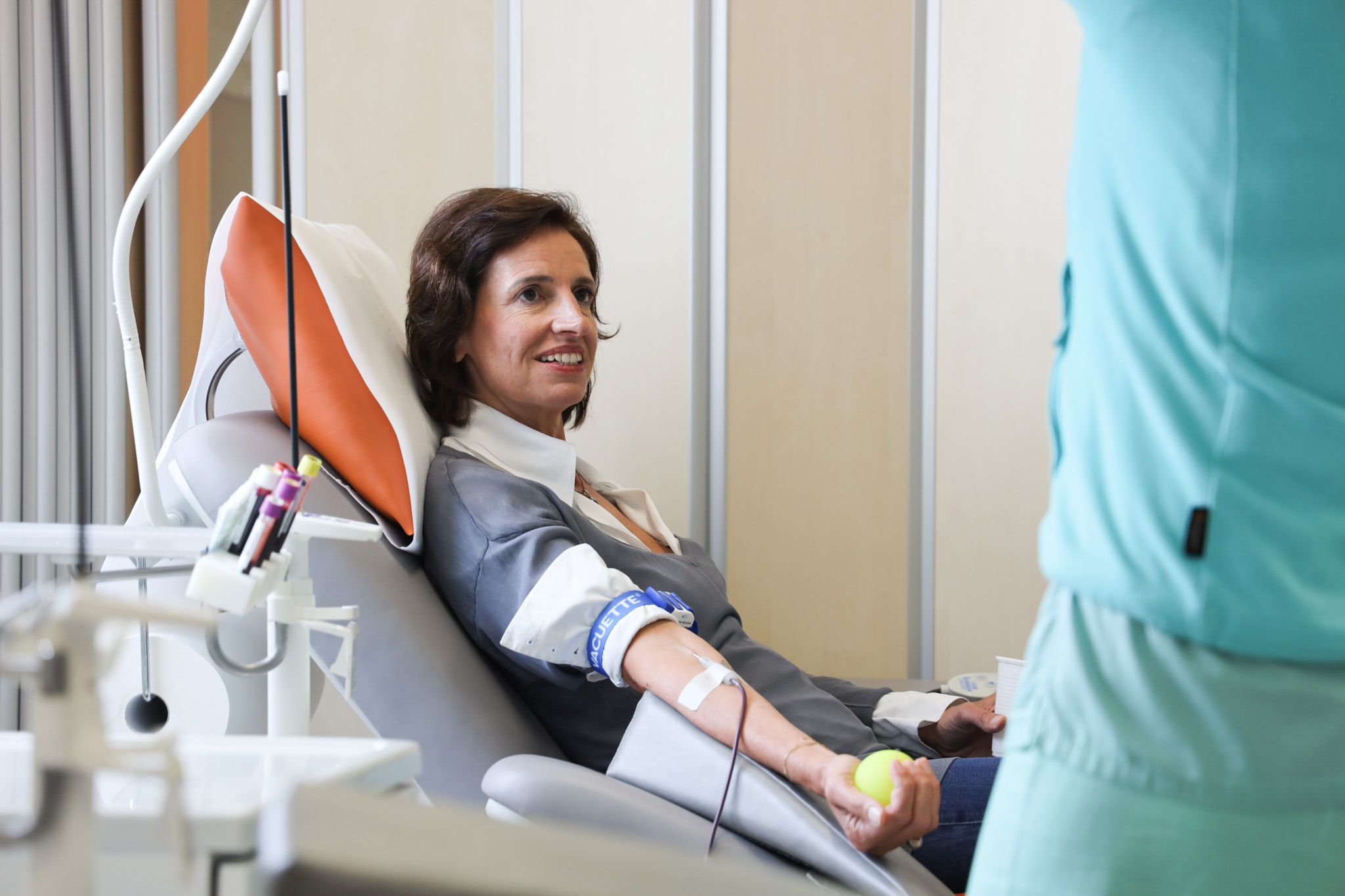 Indra Collini (Neos) appelliert an junge Menschen, zur Blutspende zu gehen