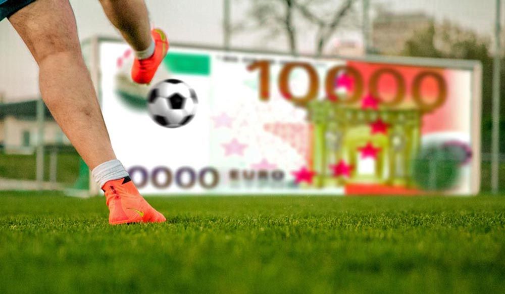 Während der EM 2024 findet samstags (15.6., 29.6., 6.7., 13.7.) von 14-18 Uhr ein Torwandschießen in der Lugner City statt.