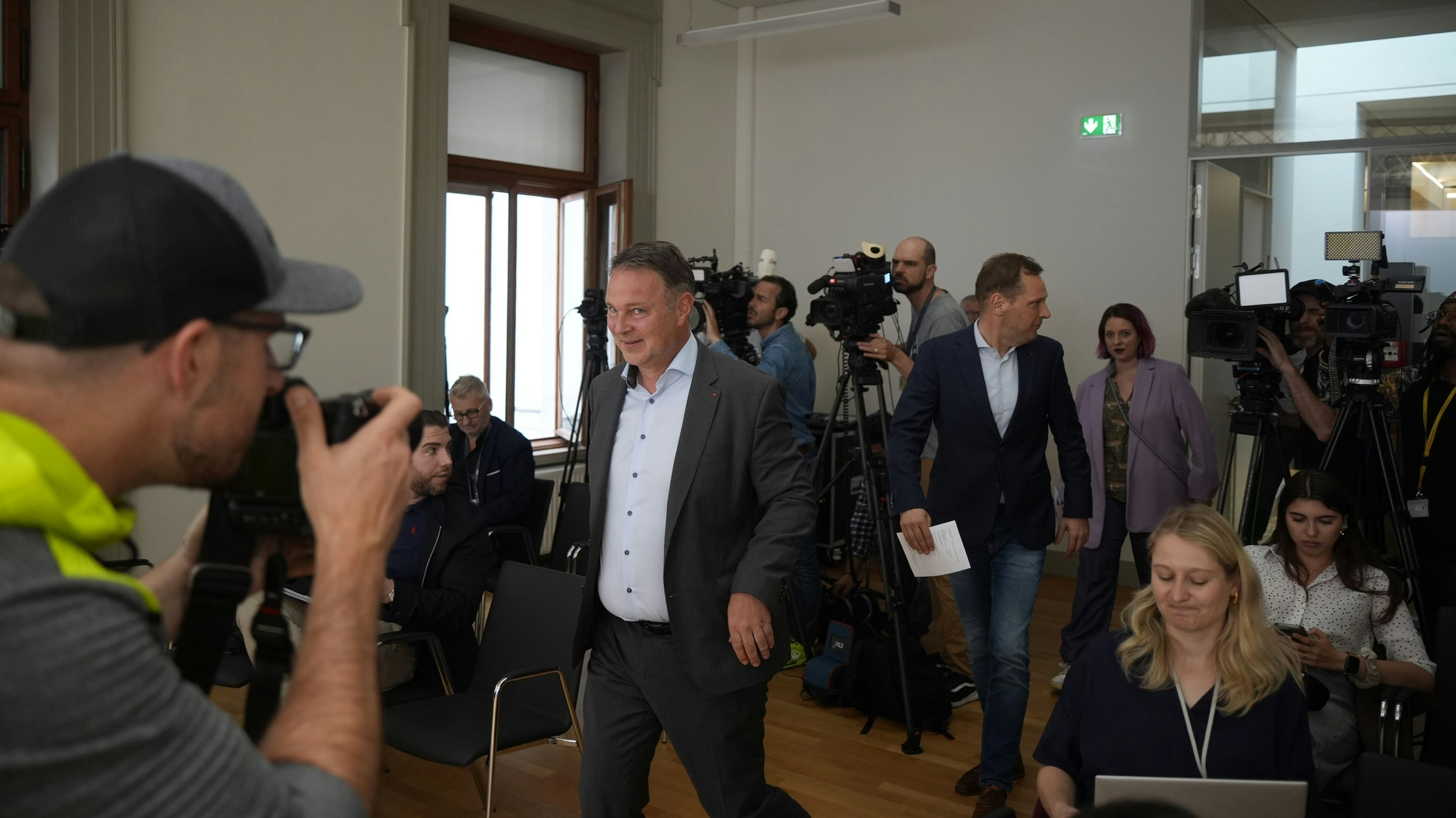 SPÖ-Parteichef Andreas Babler will seine Pressekonferenzen in Zukunft auch gratis anbieten