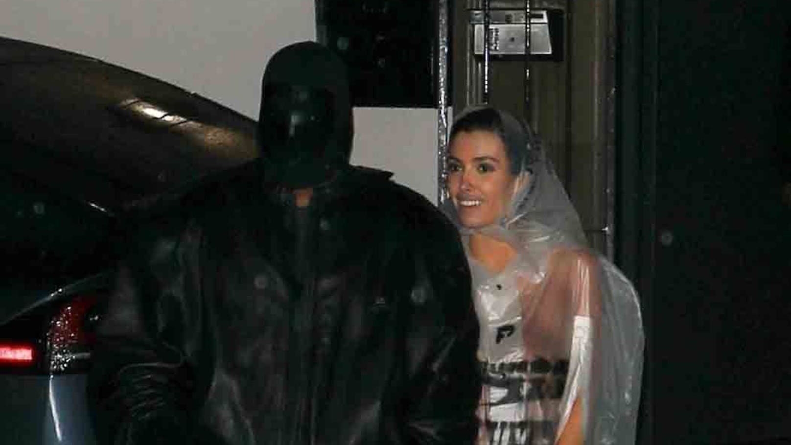 Komplett nackt! So holt Kanye seine Frau ins Studio