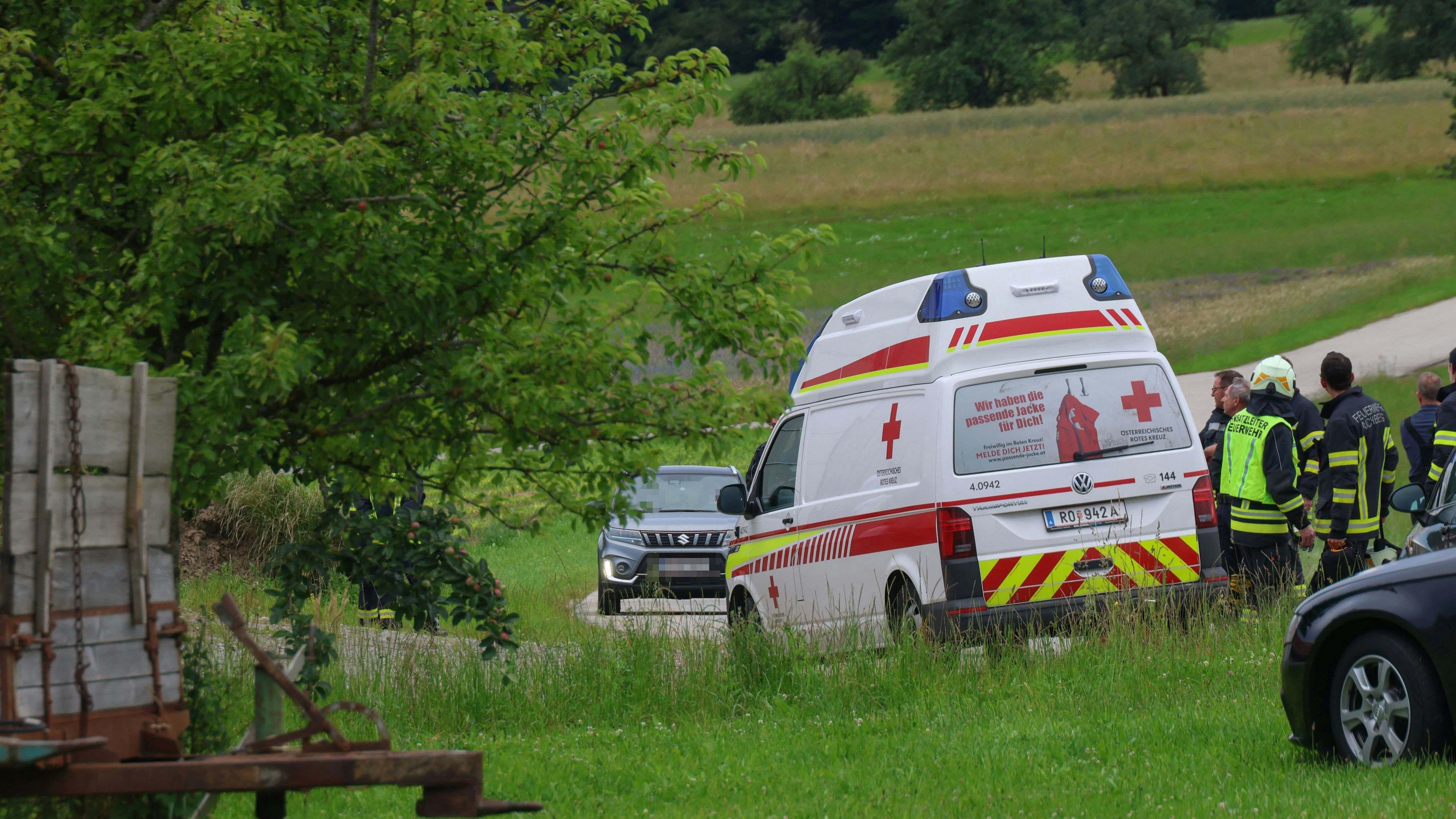 Bei einem Bauernhof in Waldkirchen am Wesen kam es am Samstagabend zu einem Rettungseinsatz. 