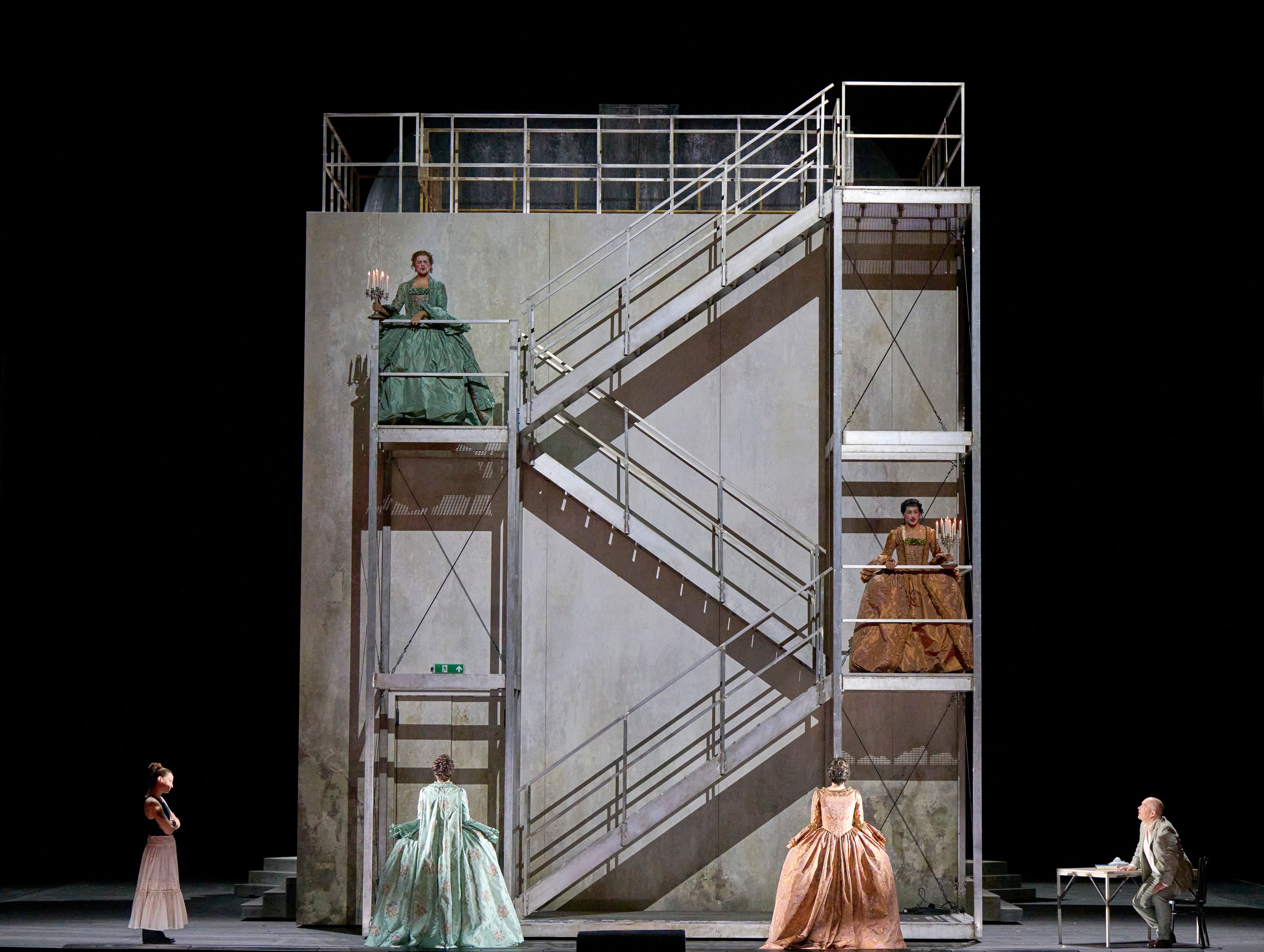 8 Meter sind die Treppen hoch.