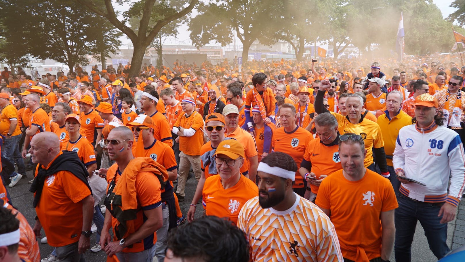 Hamburg in Orange! Holland-Fans bereit für erstes Spiel