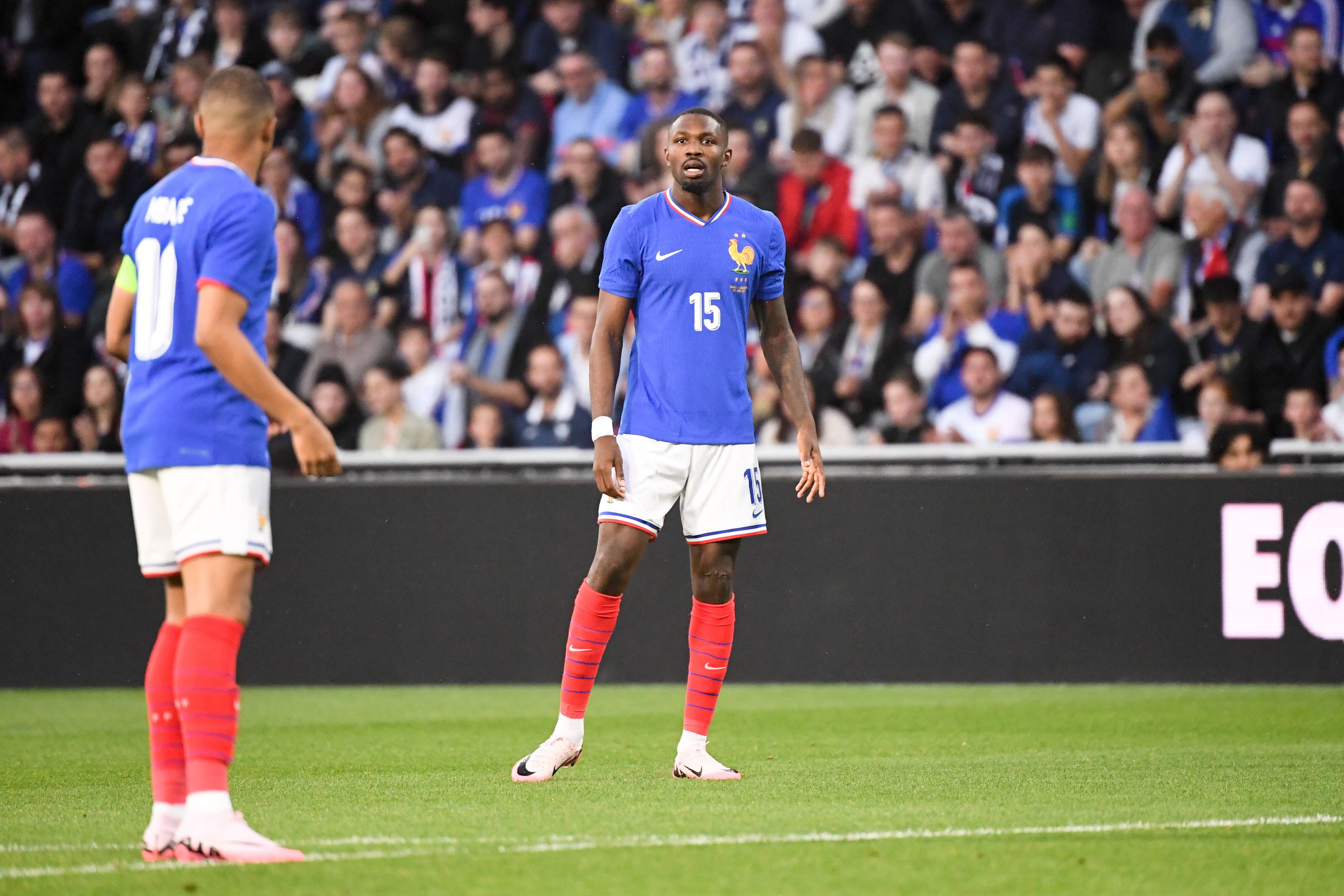 Die französischen Nationalspiel rufen zur Wahl auf.