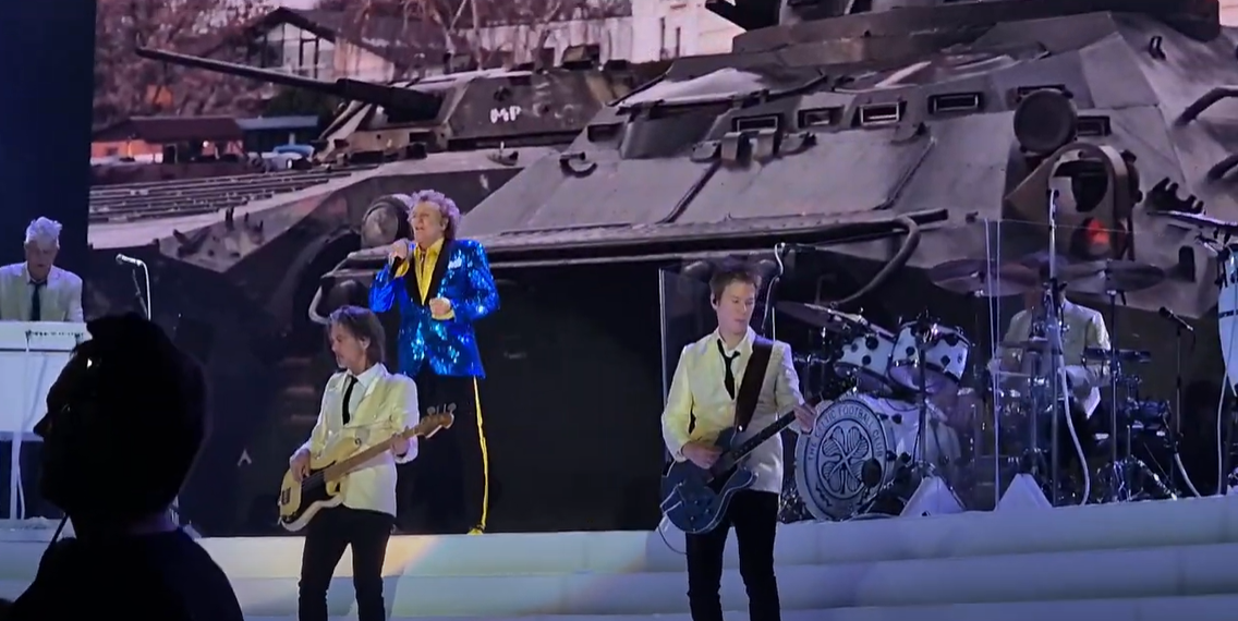 Rod Stewart kämpfte gegen Buh-Rufe an.