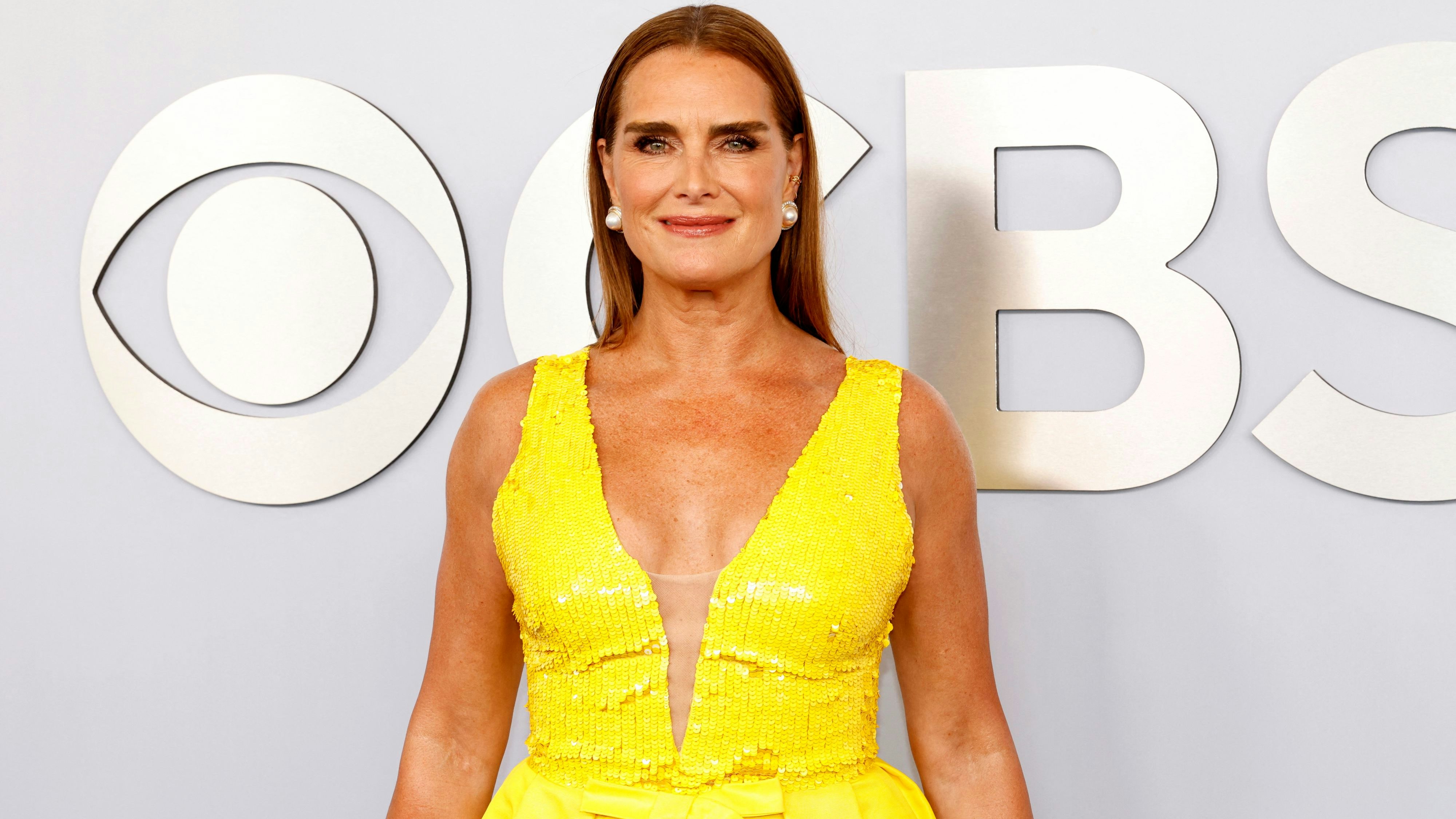 Heute.at - 3 Tage nach OP – das trägt Brooke Shields drunter