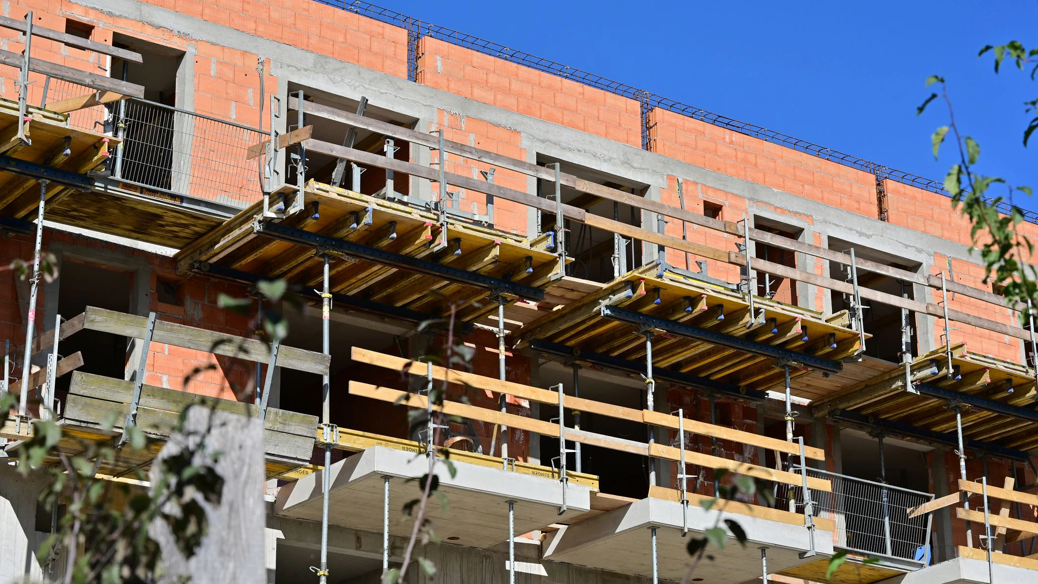 Die Vorfälle ereigneten sich an zwei nebeneinanderliegenden Baustellen. (Symbolbild)