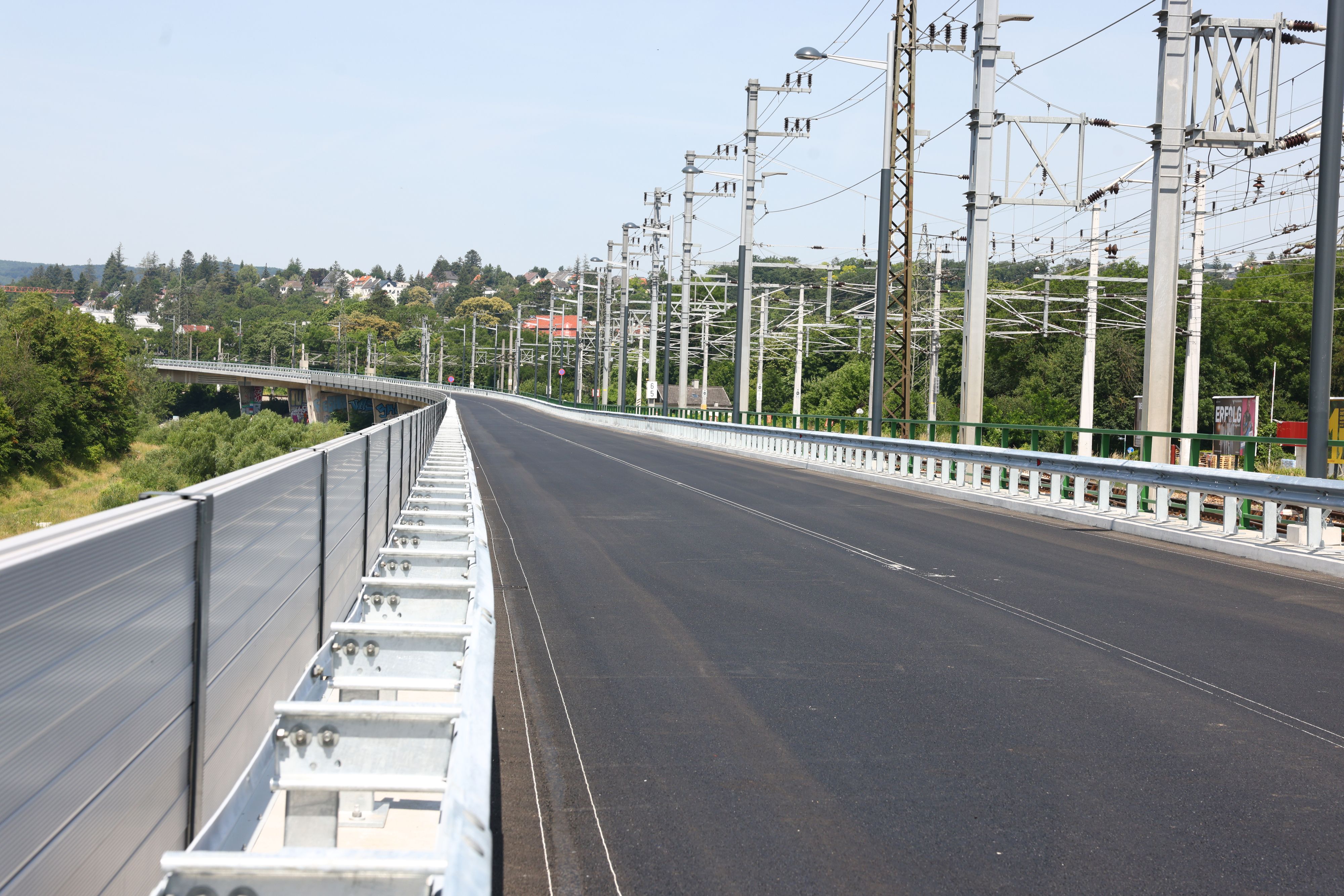 Die Westausfahrt stand heute in der Früh unter Wasser