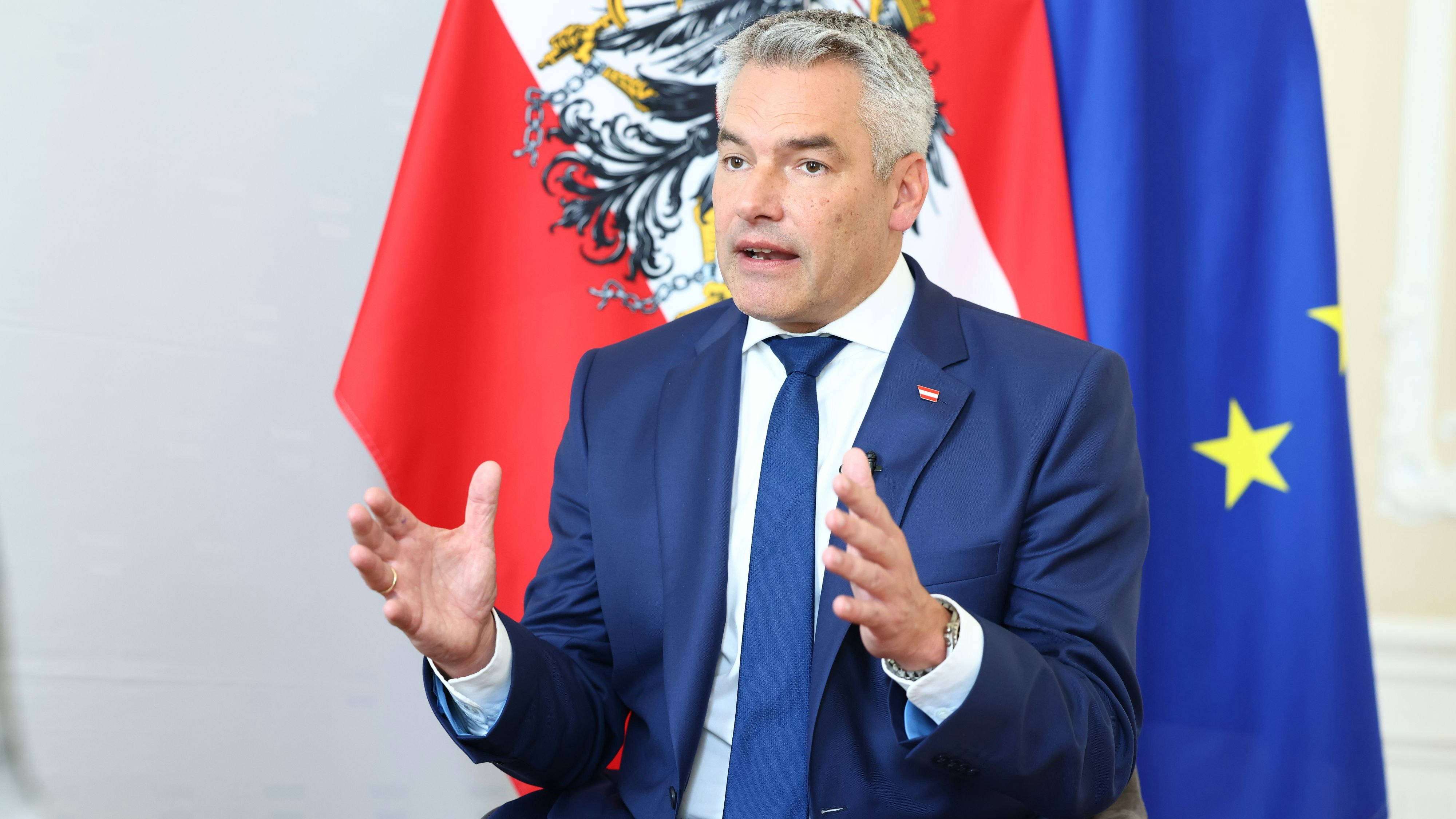 ÖVP-Kanzler Karl Nehammer: "Verfassungsbruch durch Ministerin Gewessler wird rechtliche Konsequenzen haben." 