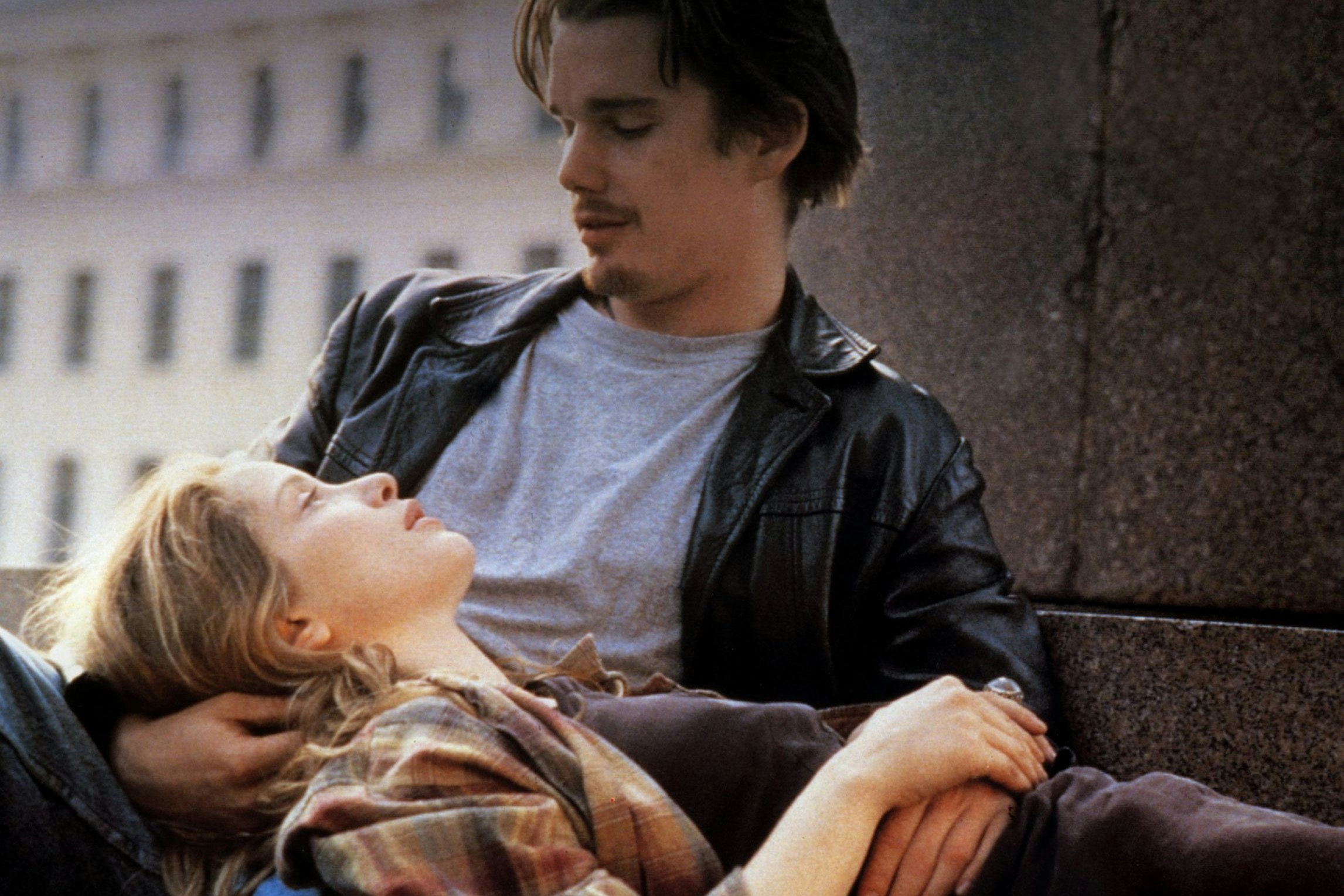 Nur eine gemeinsame Nacht in Wien – oder doch mehr? In "Before Sunrise" (1995) von Richard Linklater treffen sich Ethan Hawke und Julie Delpy erleben die Stadt von ihrer romantischen Seite.