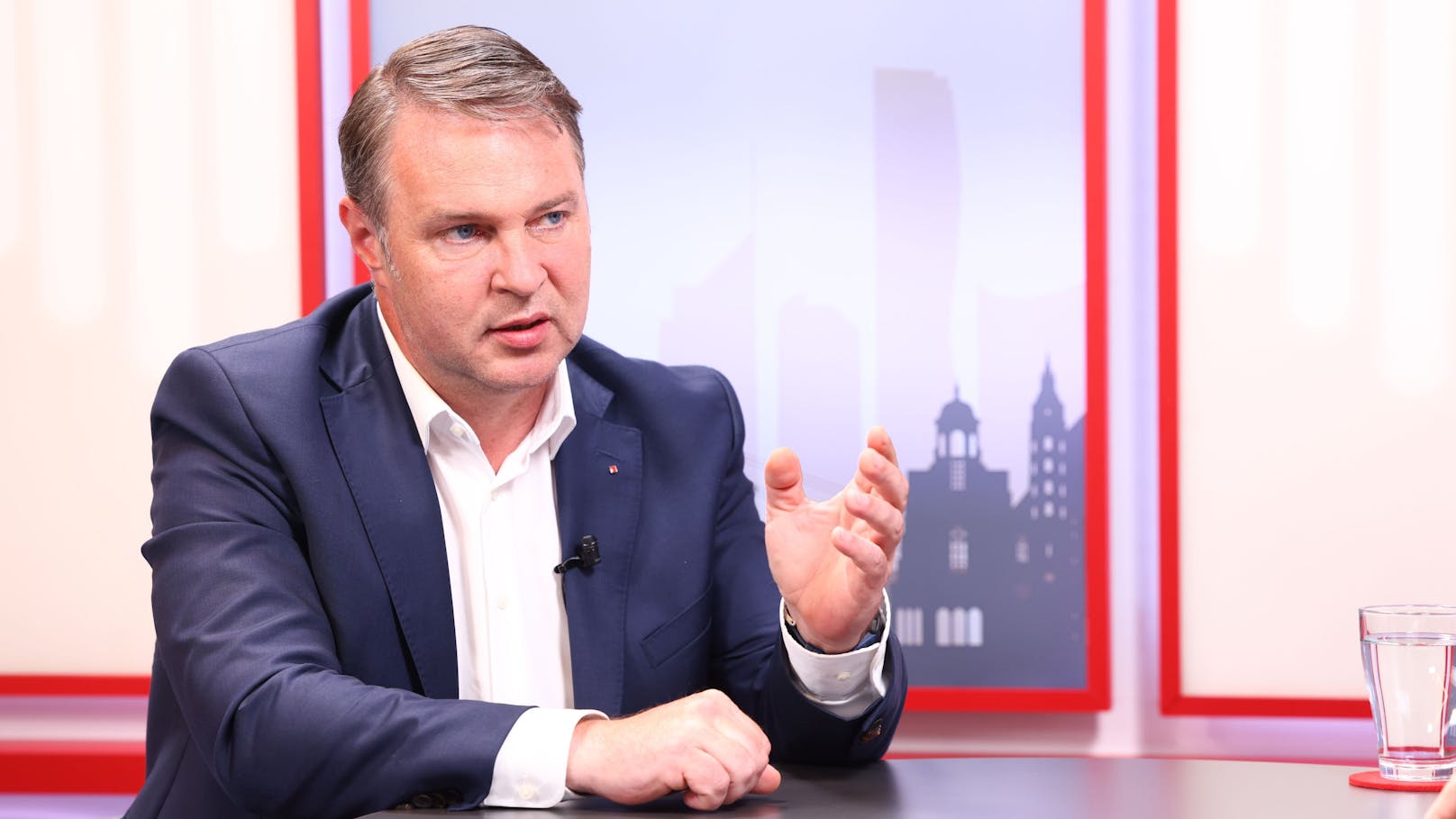 SPÖ-Chef Babler macht Nichtwählern ein Versprechen
