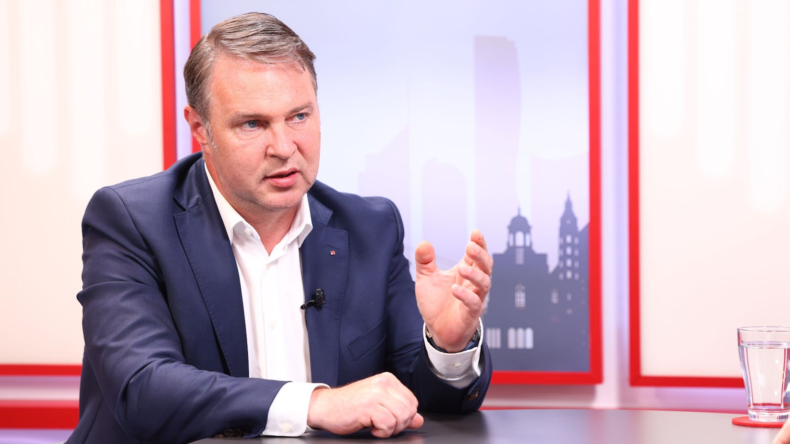 "ÖVP hat Österreich blamiert" – Babler teilt aus