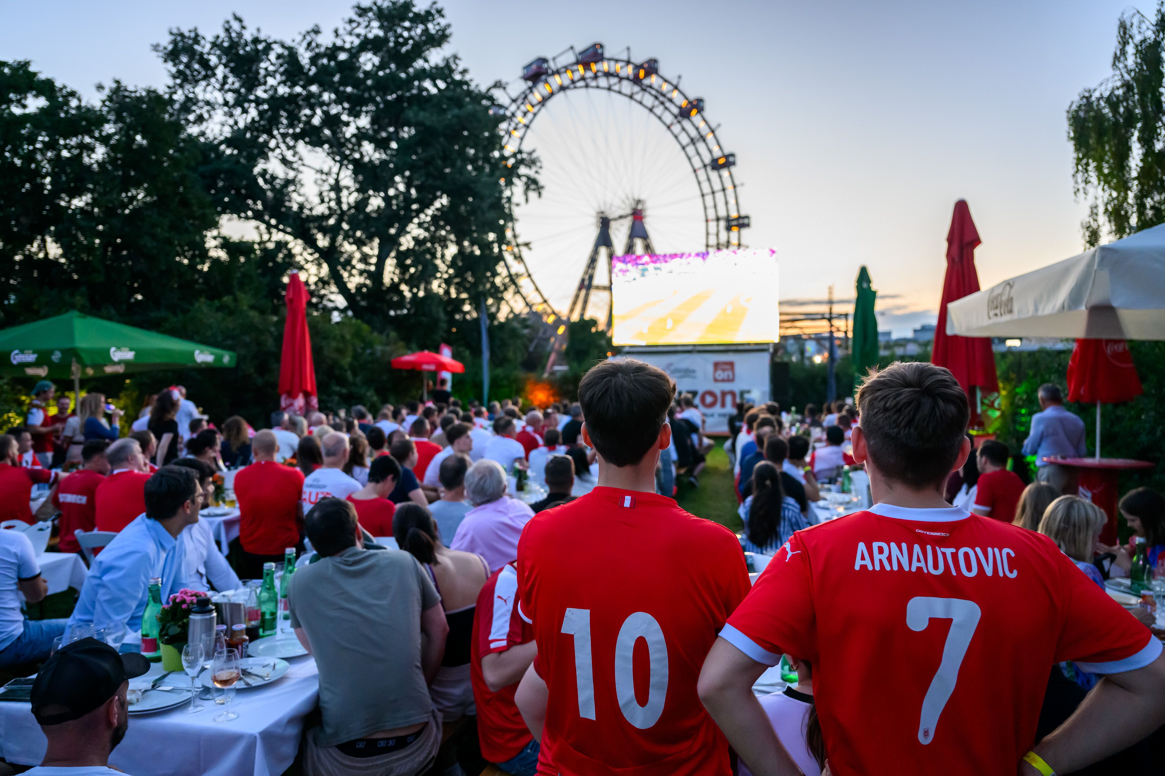 Von Alkoholkonsum wird bei der Hitze dringend abgeraten. 