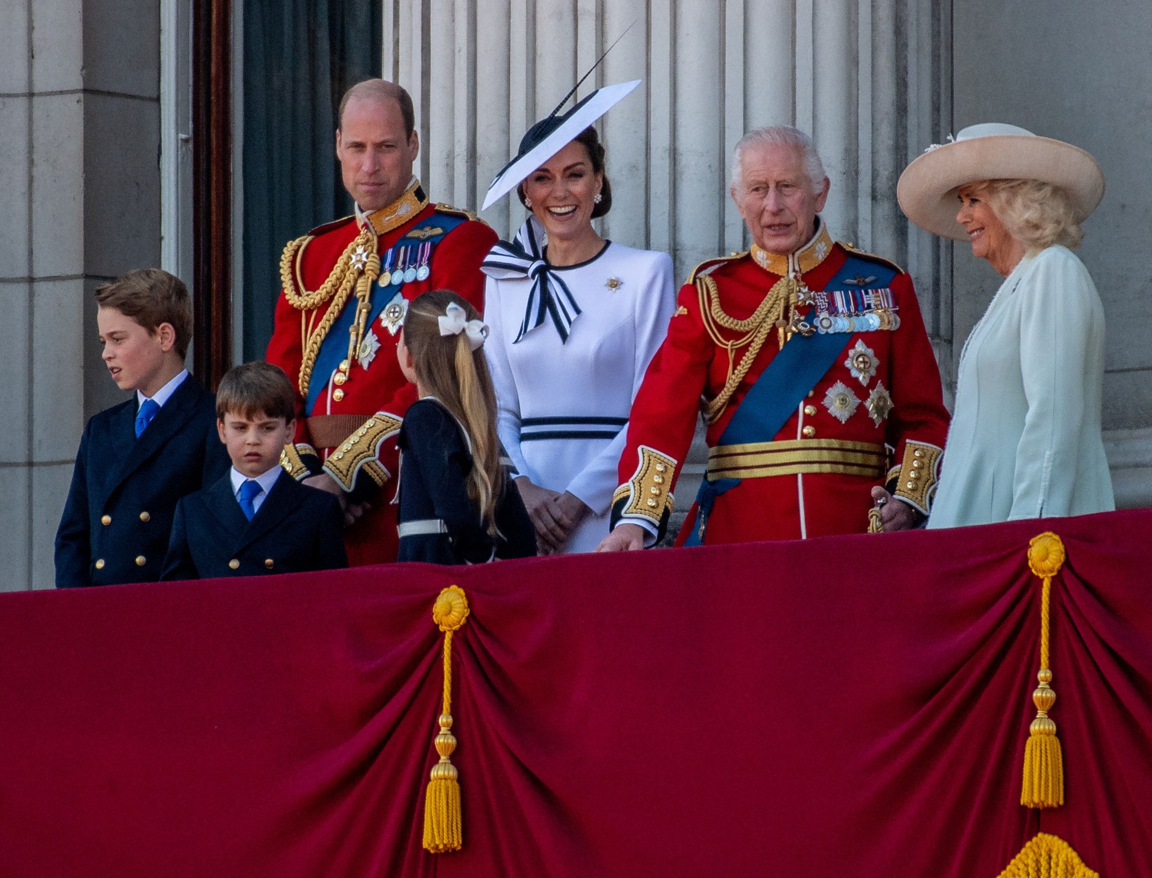 Am Samstag zeigte sich die Royal Family auf dem Balkon des Buckingham-Palastes.