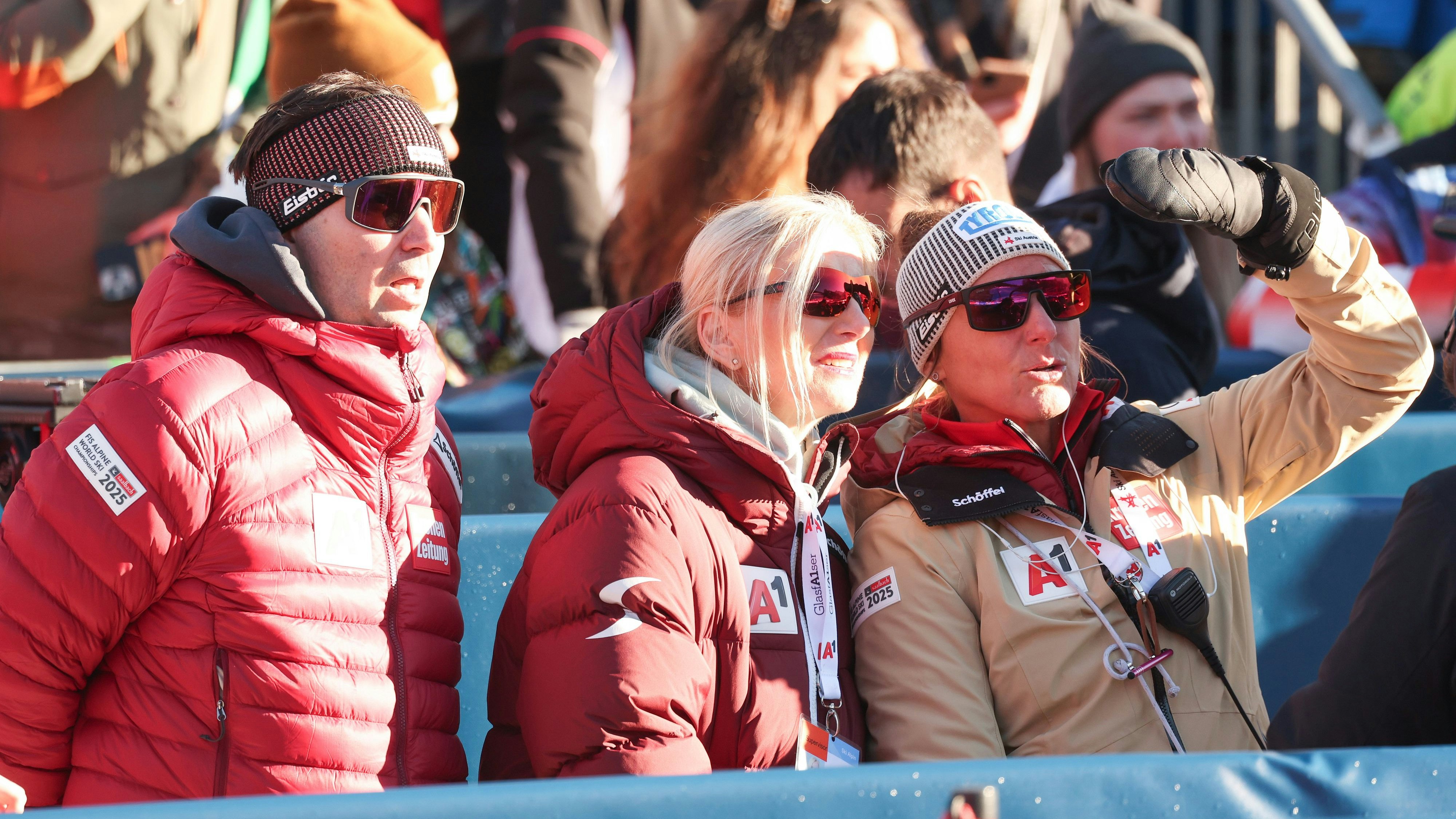 ÖSV-Generalsekretär Christian Scherer und ÖSV-Präsidentin Roswitha Stadlober sehen rot.