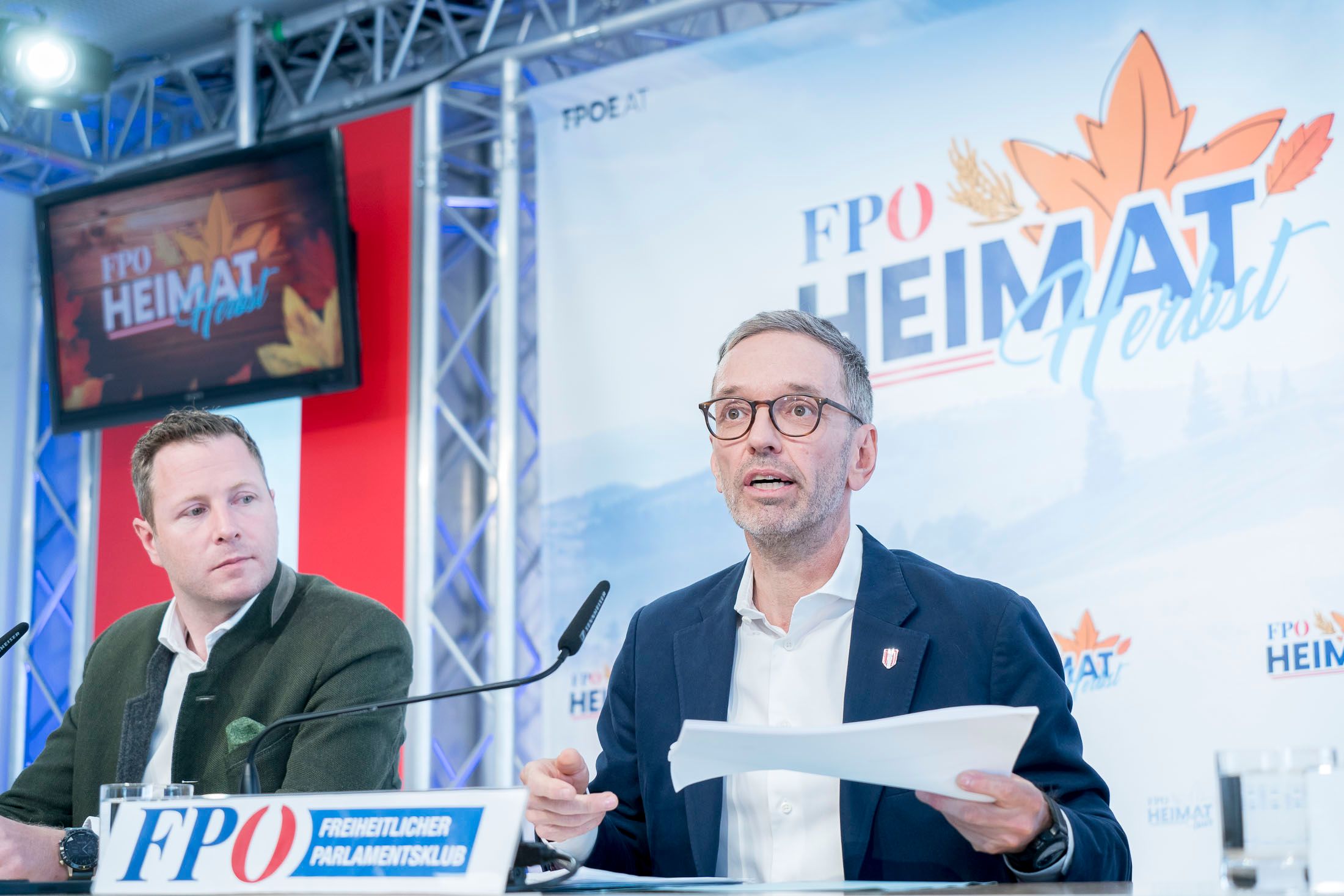FPÖ-Chef Herbert Kickl wird auf Listenplatz 1 der FPNÖ stehen, dahinter folgt Generalsekretär Michael Schnedlitz (links).