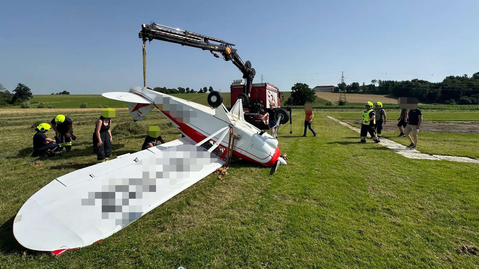 Unfall mit Kleinflugzeug im Bezirk Amstetten