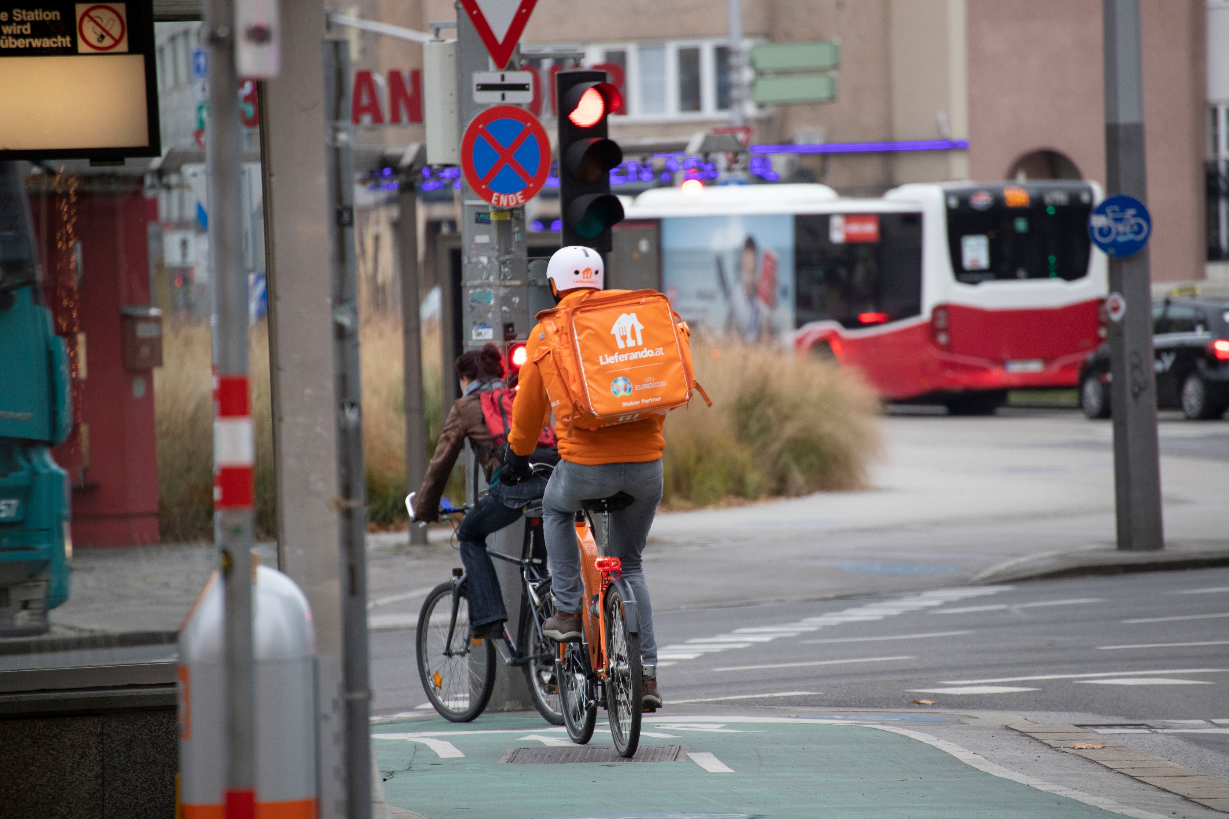 Die Wiener Fahrradboten streiken. 