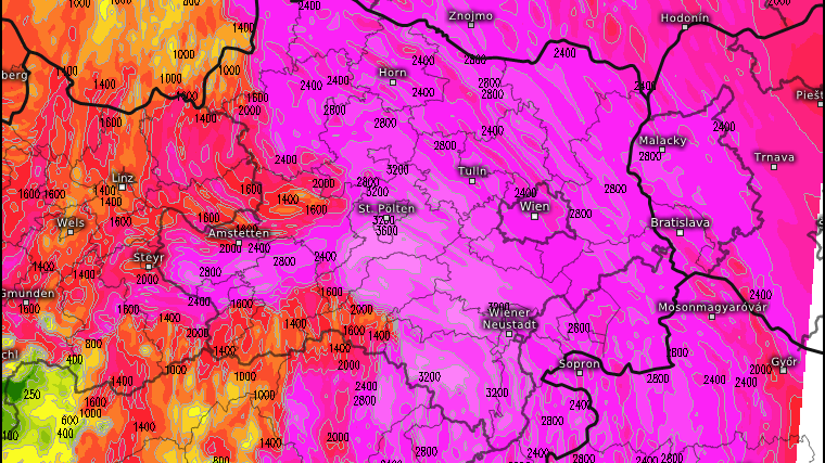 Das <a target="_blank" rel="nofollow" href="https://www.dwd.de/DE/service/lexikon/Functions/glossar.html?lv3=100534&amp;lv2=100510">CAPE-Modell</a> zeigt die maximale verfügbare potentielle Energie für Konvektion. Ab einem CAPE-Wert von 2000 Joule pro Kilo sind hoch reichende Wolkentürme und damit "sehr starke" bzw. ab 3000 "extreme" Unwetter möglich.