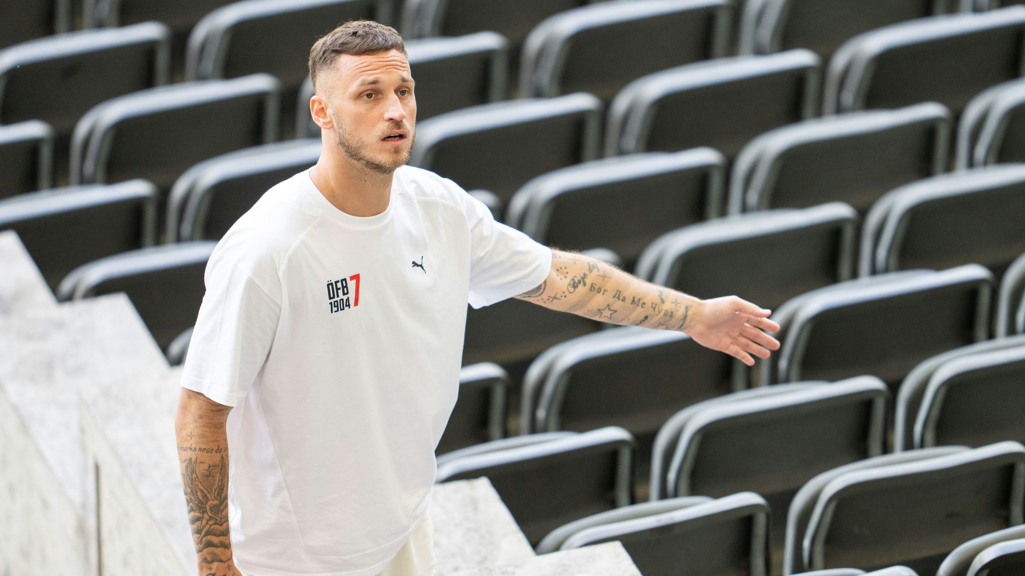 Heute.at - Tornado-Unwetter! EM-Spiel Österreich – Polen bedroht