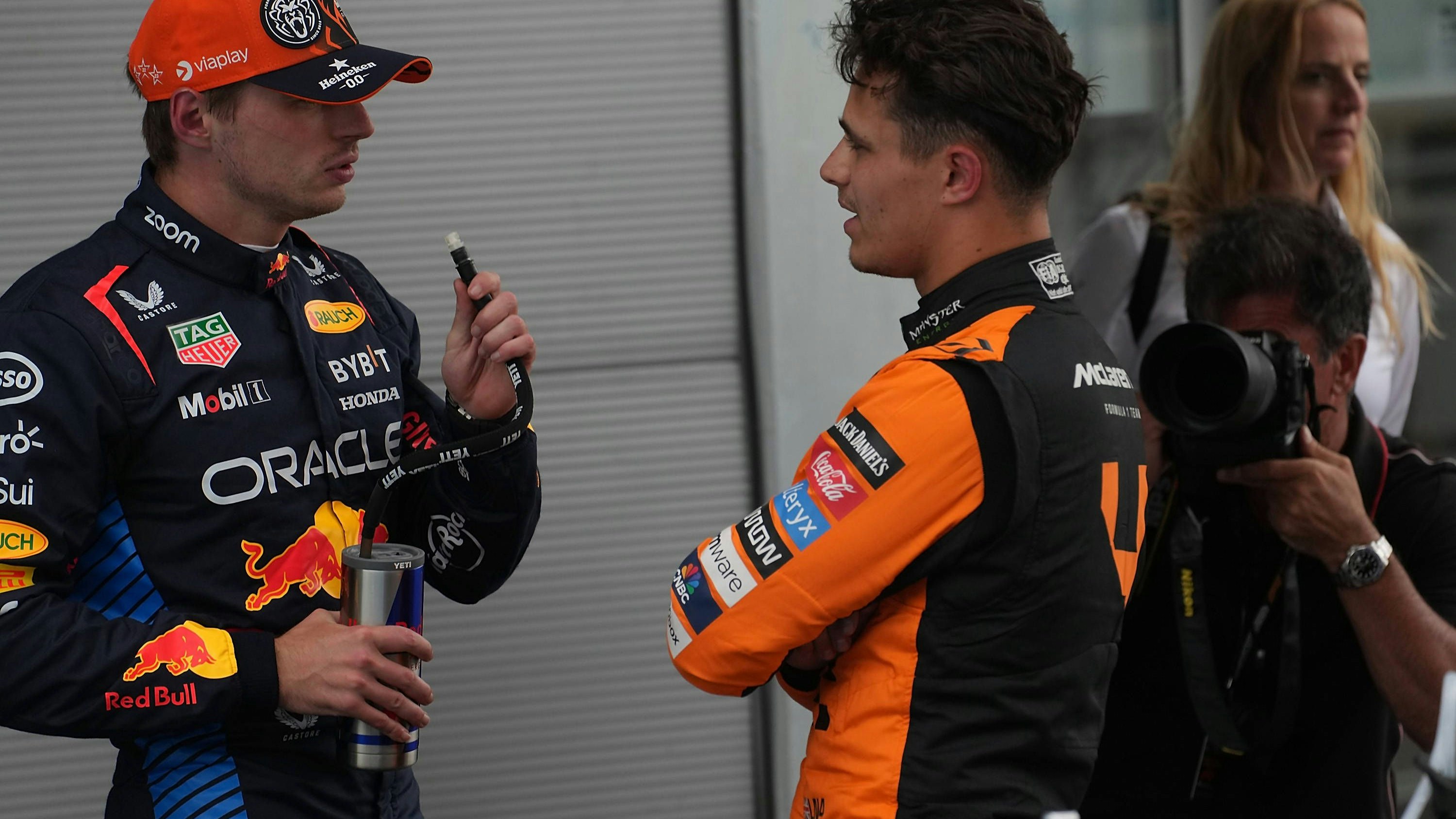 Red-Bull-Star Max Verstappen gegen McLaren-Mann Lando Norris. 