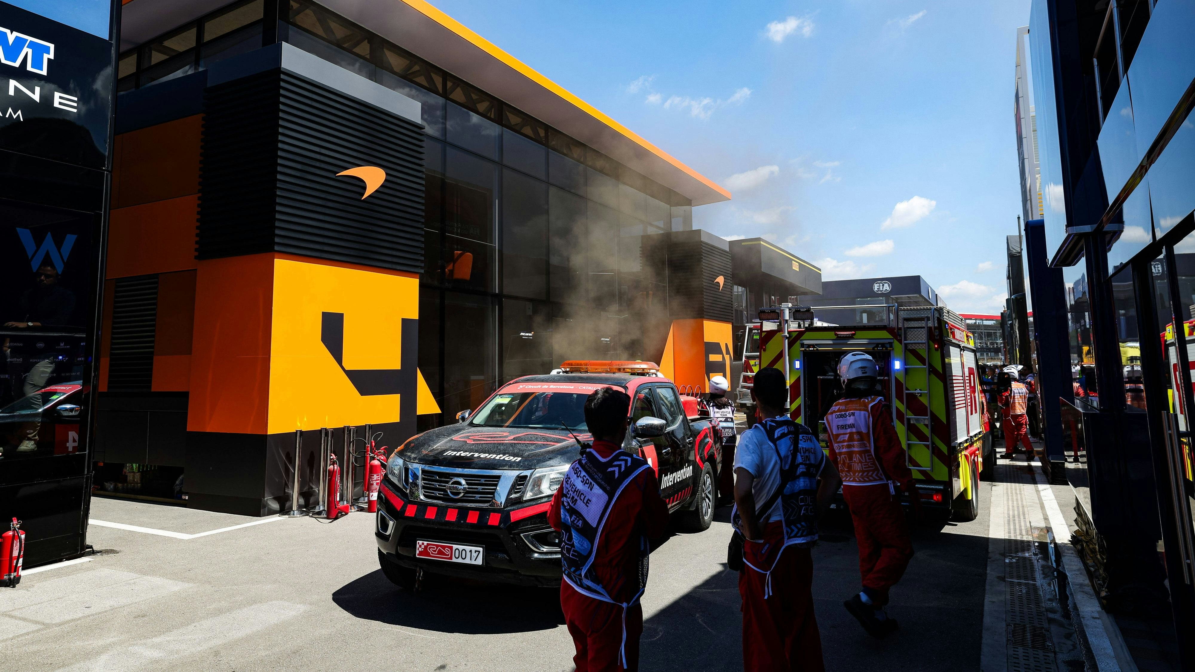 Boxenbrand bei McLaren in Spanien