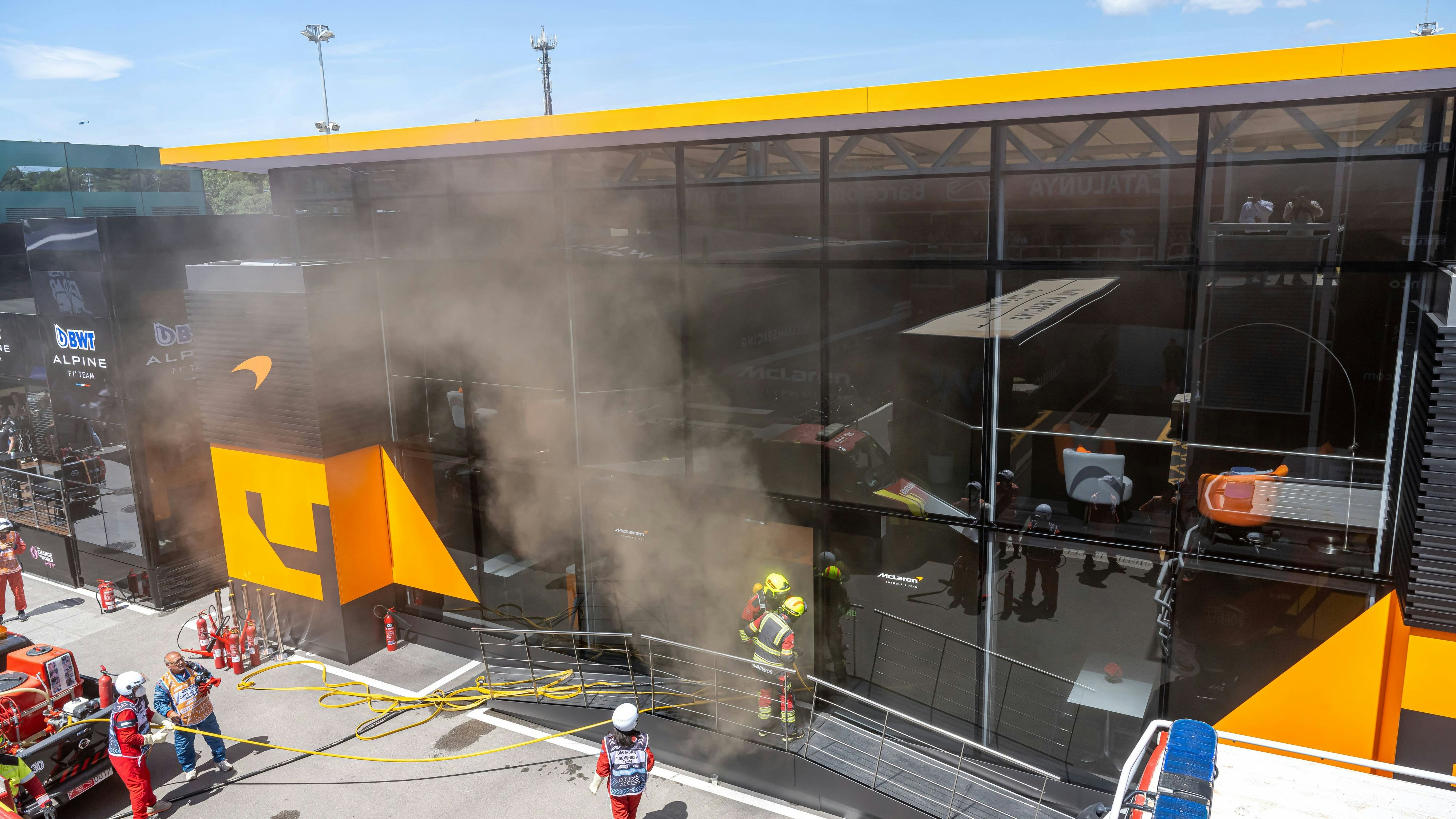 In der Hospitality von McLaren ist am Samstag ein Feuer ausgebrochen. 