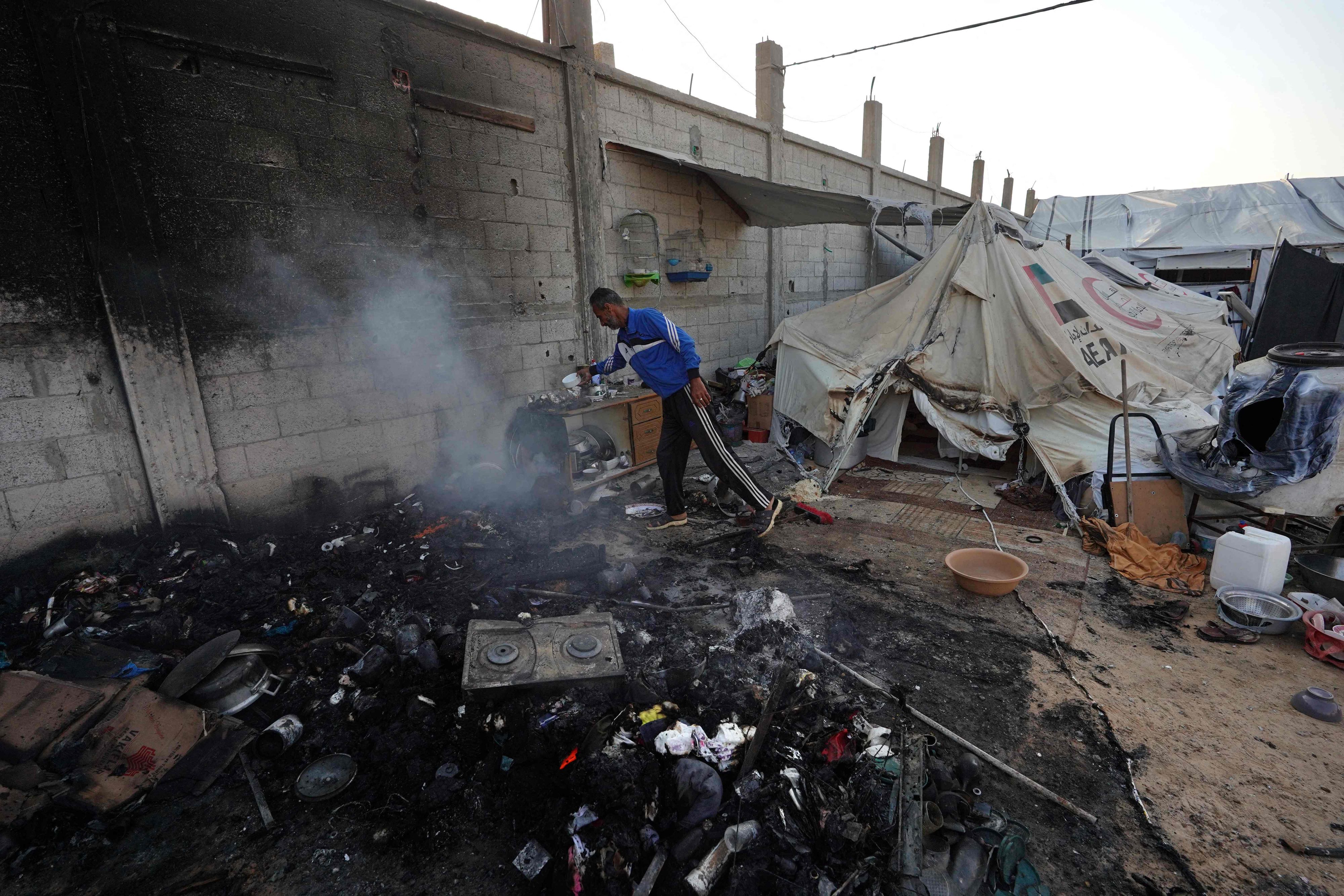 Nach Angaben des Internationalen Komitees vom Roten Kreuz wurden 22 Menschen getötet, als die israelische Armee am 21. Juni ihre Angriffe auf das belagerte palästinensische Gebiet verstärkte und dabei ihr Büro in Gaza beschädigte.