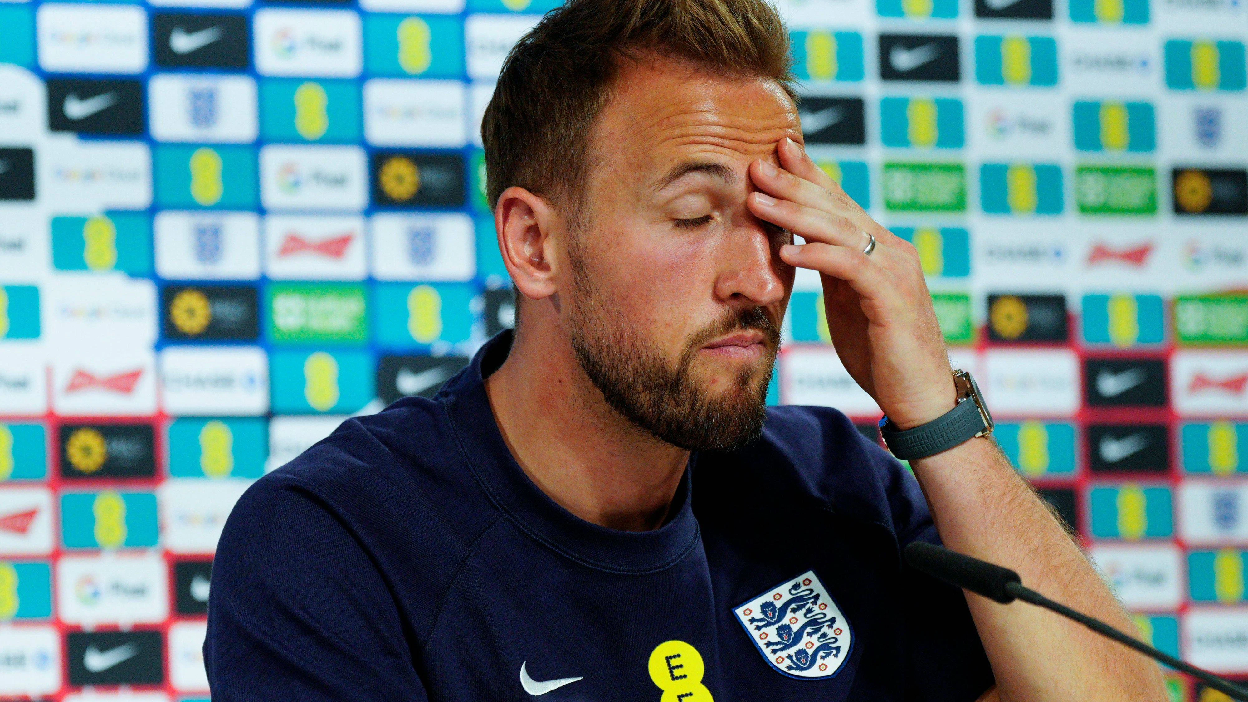 Harry Kane verteidigt die Three Lions gegen die Kritik aus der Heimat.