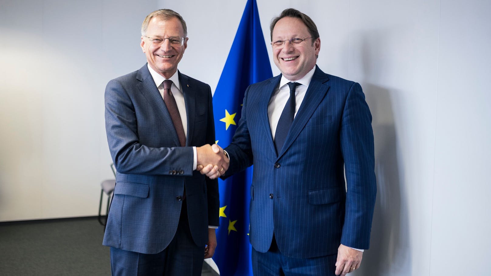 LH Stelzer mit Olivér Várhelyi, EU-Kommissar für Nachbarschaft und Erweiterung