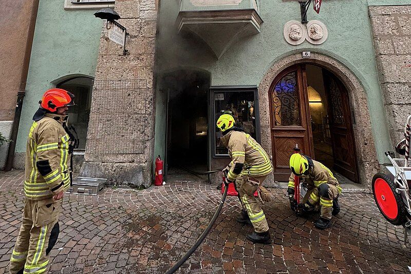 Die Einsatzkräfte konnten den Brand rasch löschen.