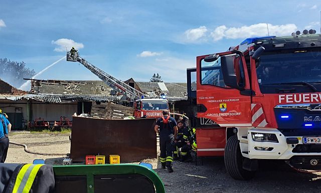 200 Feuerwehleute standen im Einsatz.