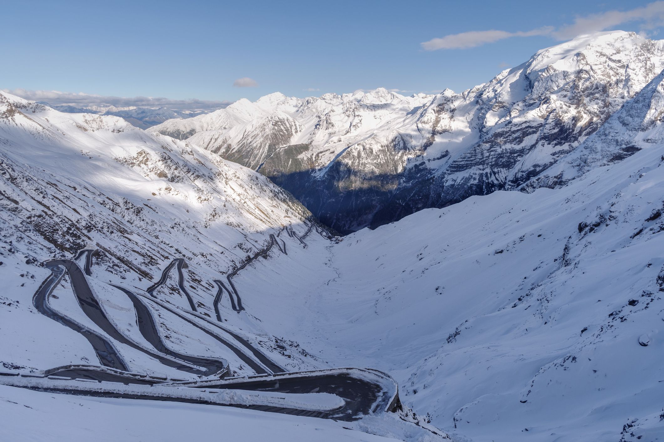Radfahrer, die am Wochenende oberhalb von 2.000 Meter in Südtirol unterwegs waren, wurden vom Winterwetter überrascht. (Symbolbild)