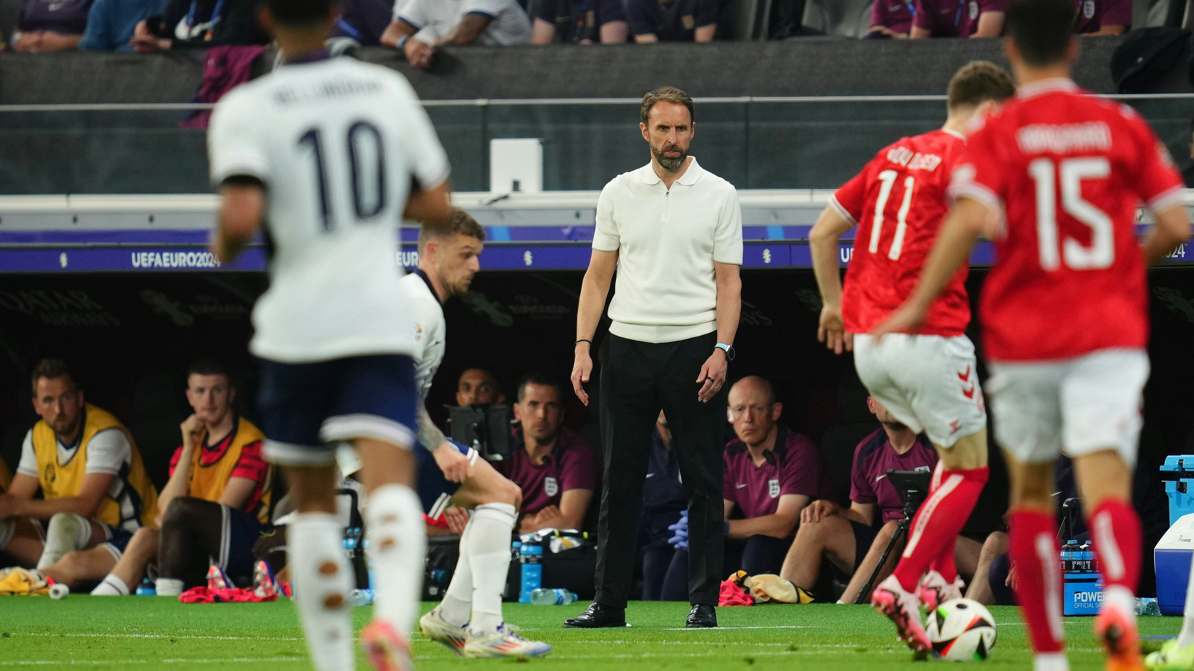 GER: Denmark v England. UEFA EURO, EM, Europameisterschaft,Fussball 2024 England head coach Gareth Southgate during the UEFA Euro 2024 match between Denmark and England, Group C date 2, played at Frankfurt Arena on June 20, 2024 in Frankfurt, Germany. Frankfurt Frankfurt Germany NOxUSExINxGERMANY PUBLICATIONxINxALGxARGxAUTxBRNxBRAxCANxCHIxCHNxCOLxECUxEGYxGRExINDxIRIxIRQxISRxJORxKUWxLIBxLBAxMLTxMEXxMARxOMAxPERxQATxKSAxSUIxSYRxTUNxTURxUAExUKxVENxYEMxONLY Copyright: xSipaxUSAx Editorial use only