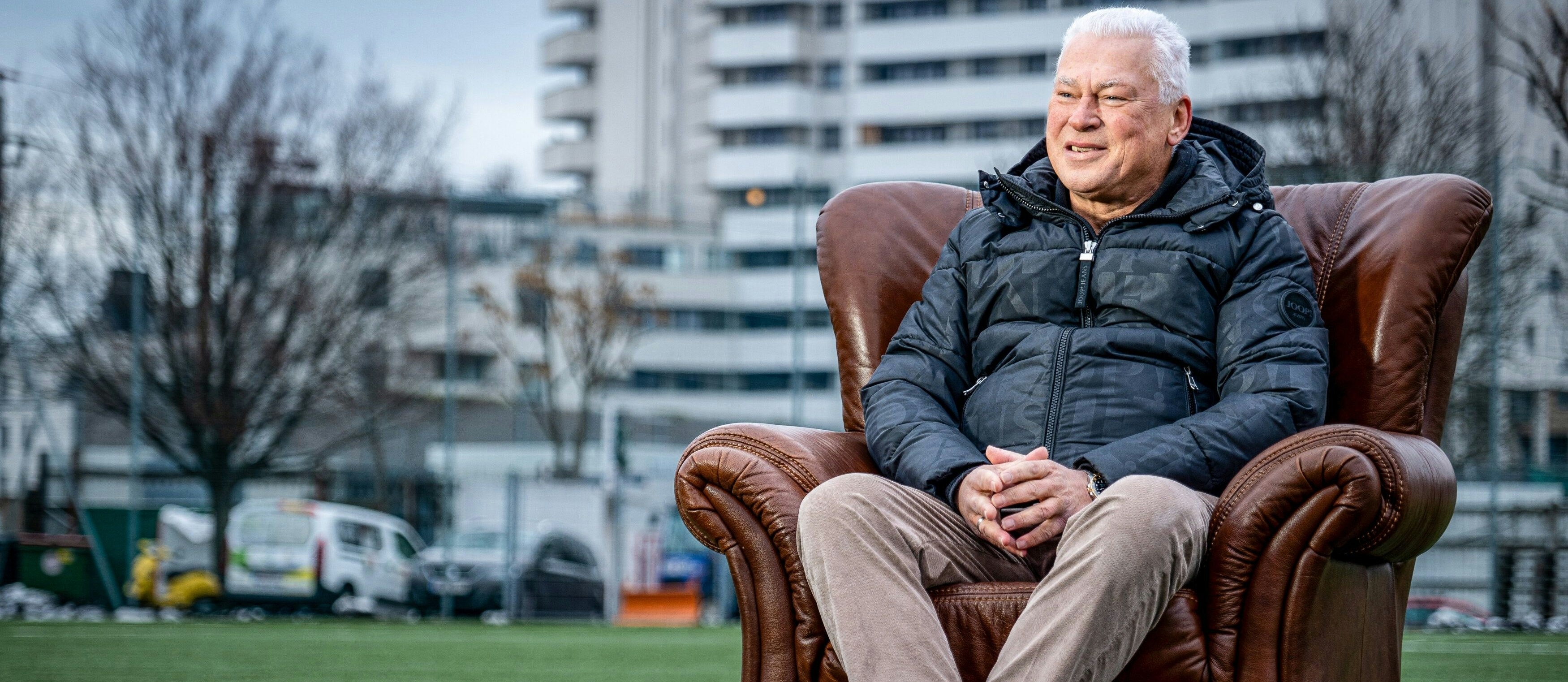 Der ORF widmete der Legende anlässlich seines 60. Geburtstags eine Hommage: "Toni Polster – Abseits des Strafraums" ist in der Mediathek ORF ON abrufbar