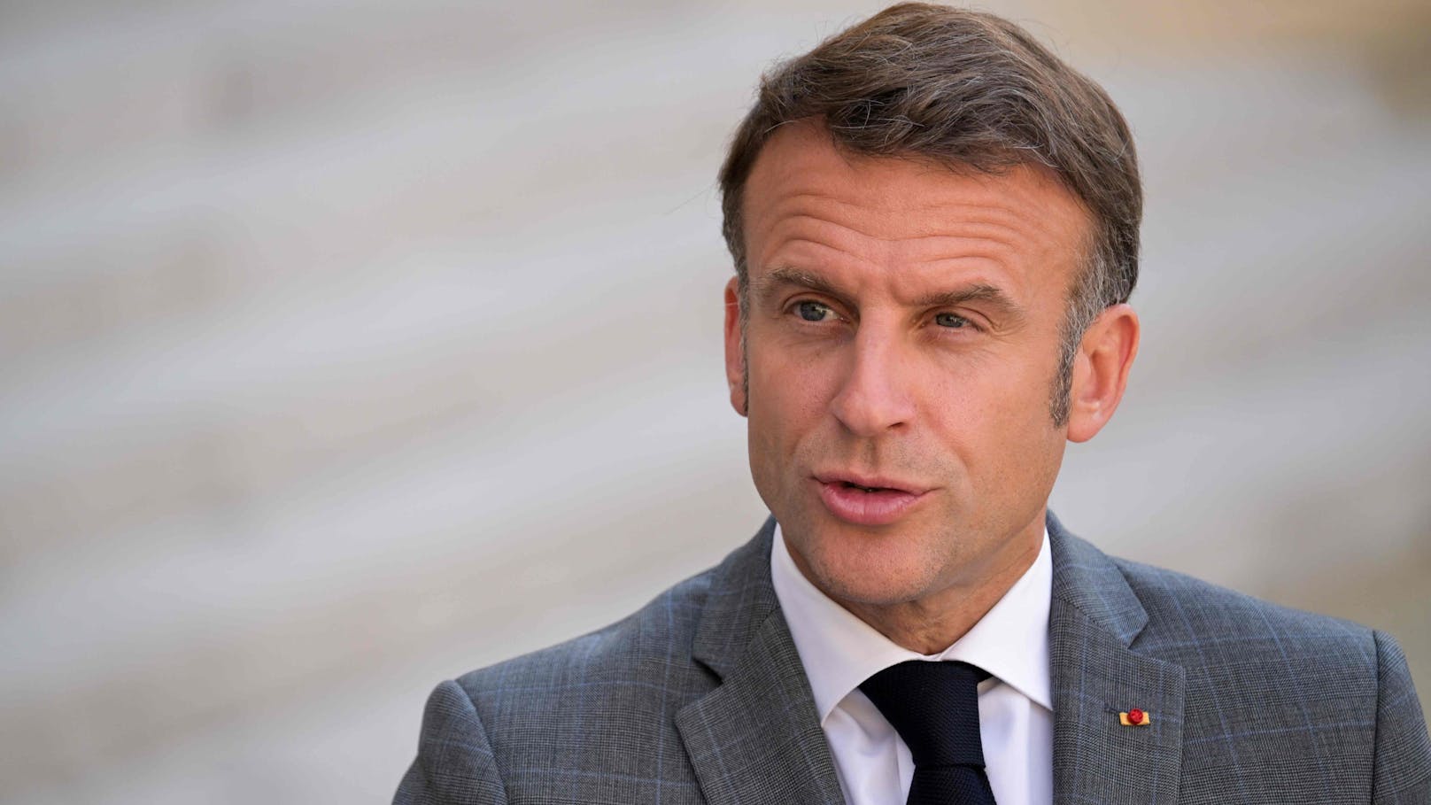 "Bürgerkrieg" droht! Macron warnt kurz vor Neuwahlen