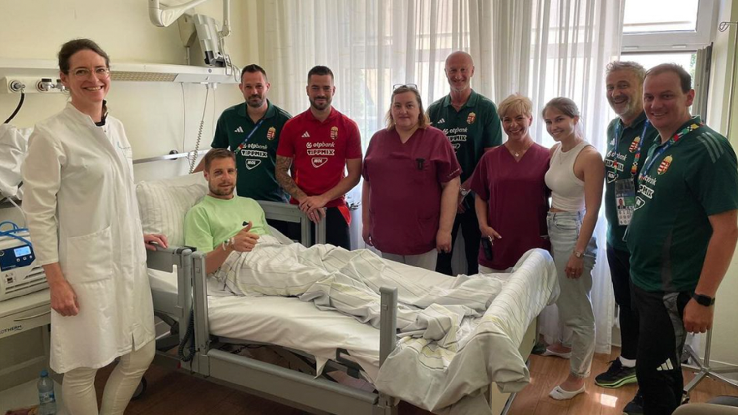 Nach der Schrecksekunde kann Barnabas Vargas im Krankenbett wieder lächeln.