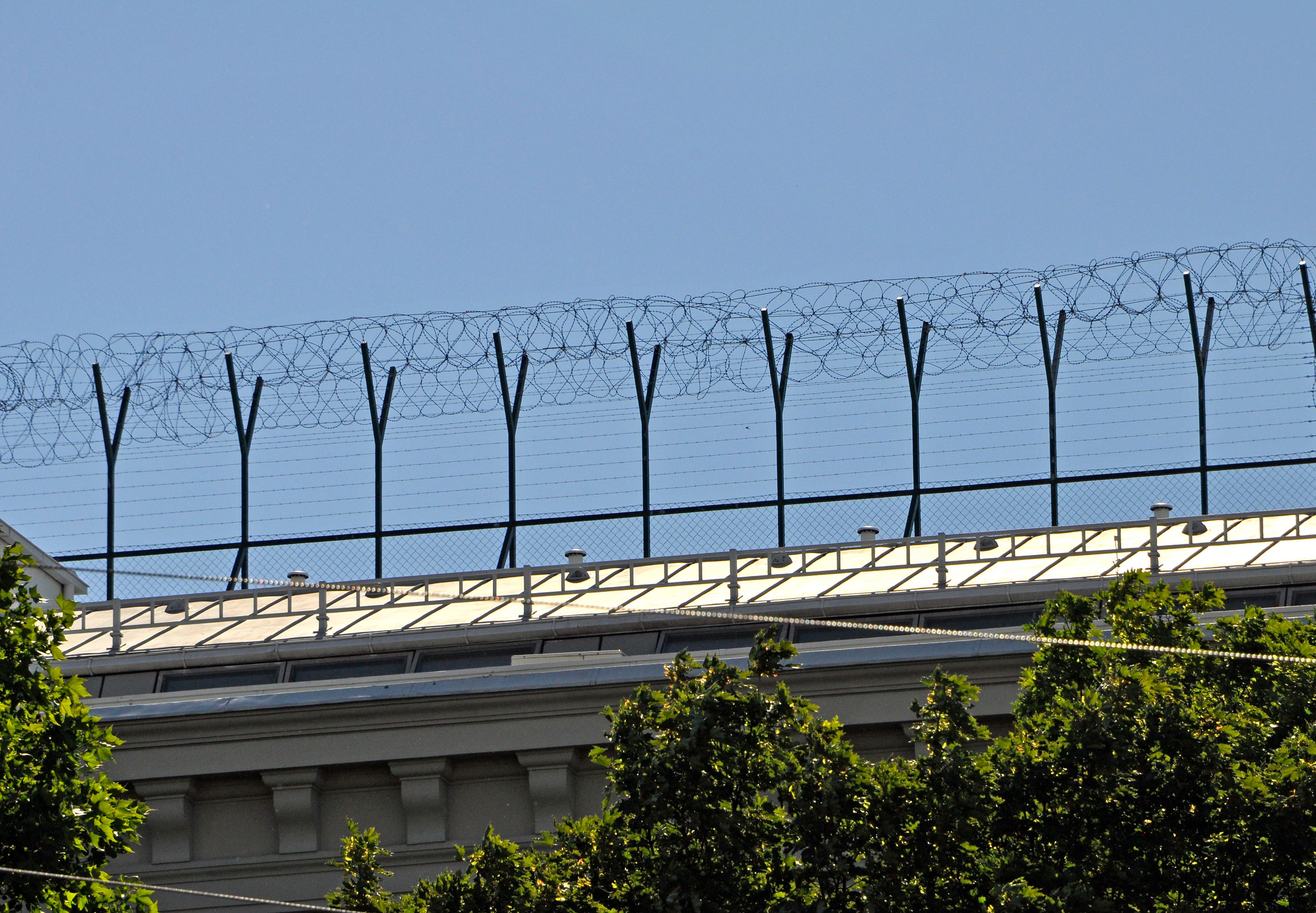 Der ehemalige Verfassungsschützer wurde überraschend aus der Haft entlassen. 
