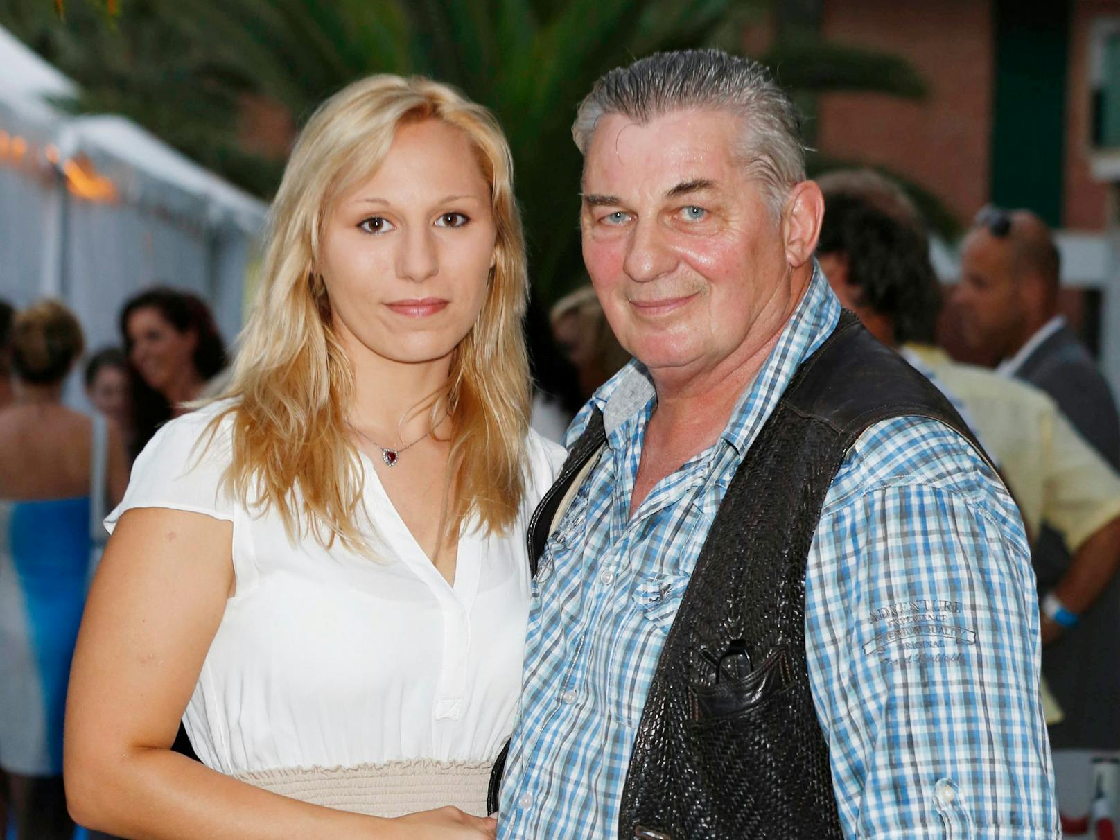 Heinz Hoenig mit seiner Tochter Paula Hoenig bei der Premiere des Musicals "Daddy Cool" auf Mallorca im Jahr 2012.